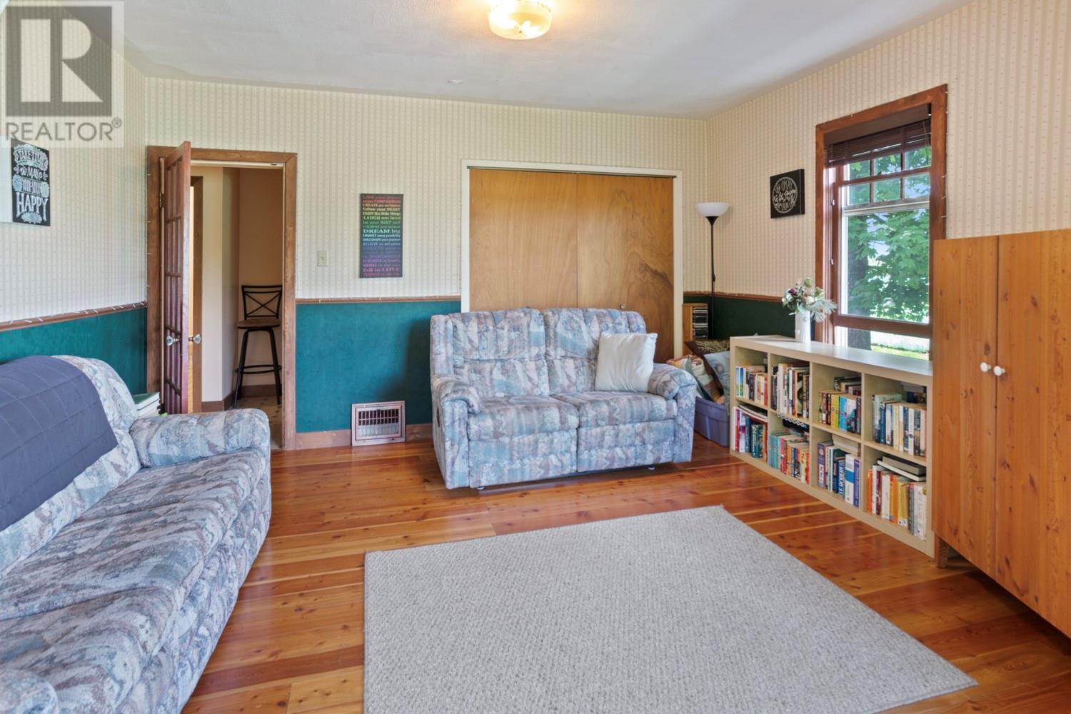 2639 Erickson Road, Erickson, British Columbia V0B 1G1 - Photo 17 - 10337977