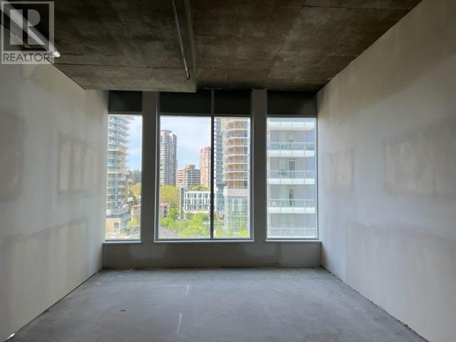 Listing Picture 4 of 8 : 528 6378 SILVER AVENUE, Burnaby / 本拿比 - 魯藝地產 Yvonne Lu Group - MLS Medallion Club Member