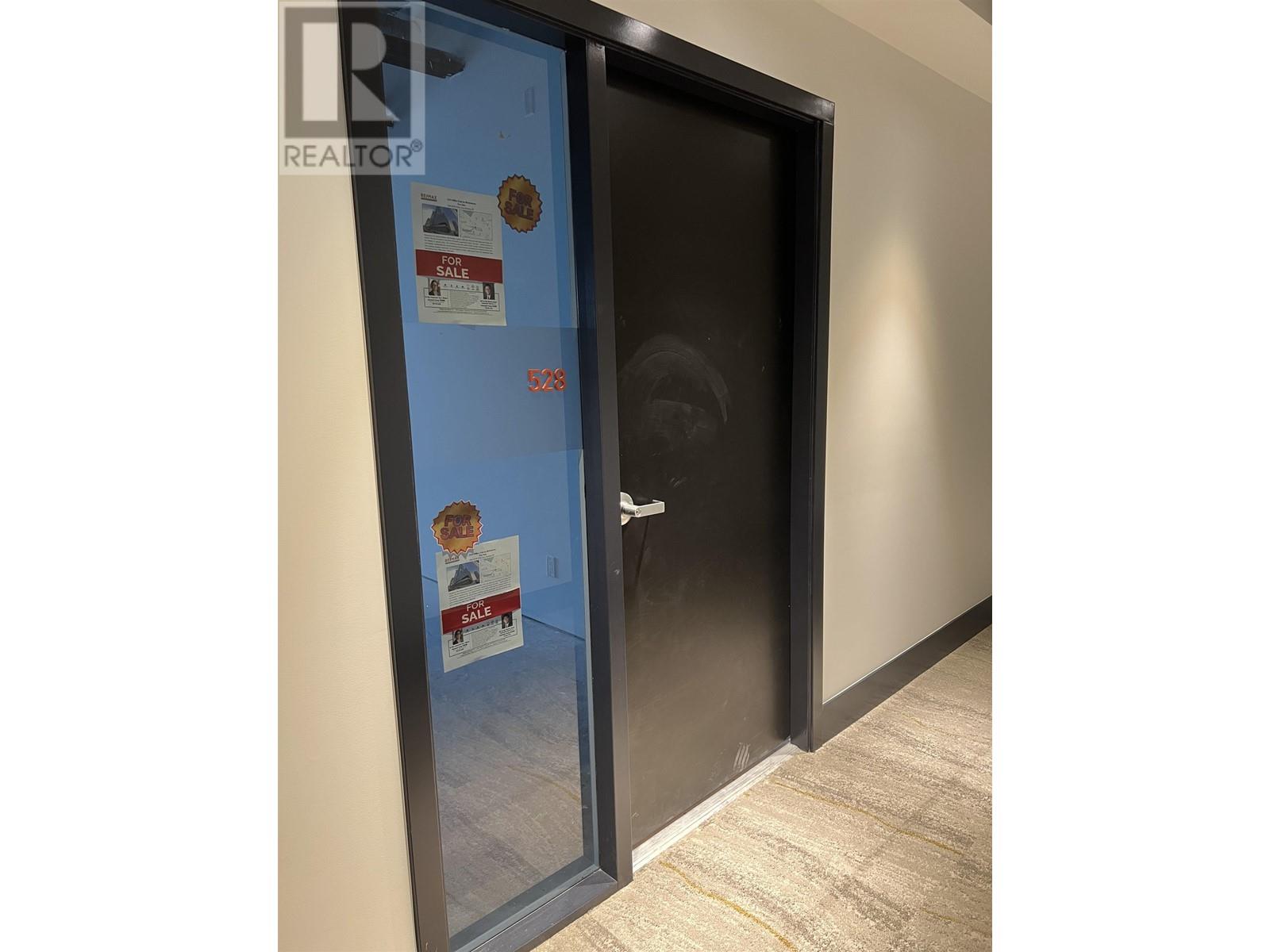 Listing Picture 3 of 8 : 528 6378 SILVER AVENUE, Burnaby / 本拿比 - 魯藝地產 Yvonne Lu Group - MLS Medallion Club Member