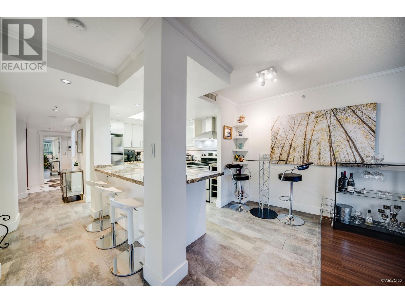 701 1050 BURRARD STREET, Vancouver, British Columbia