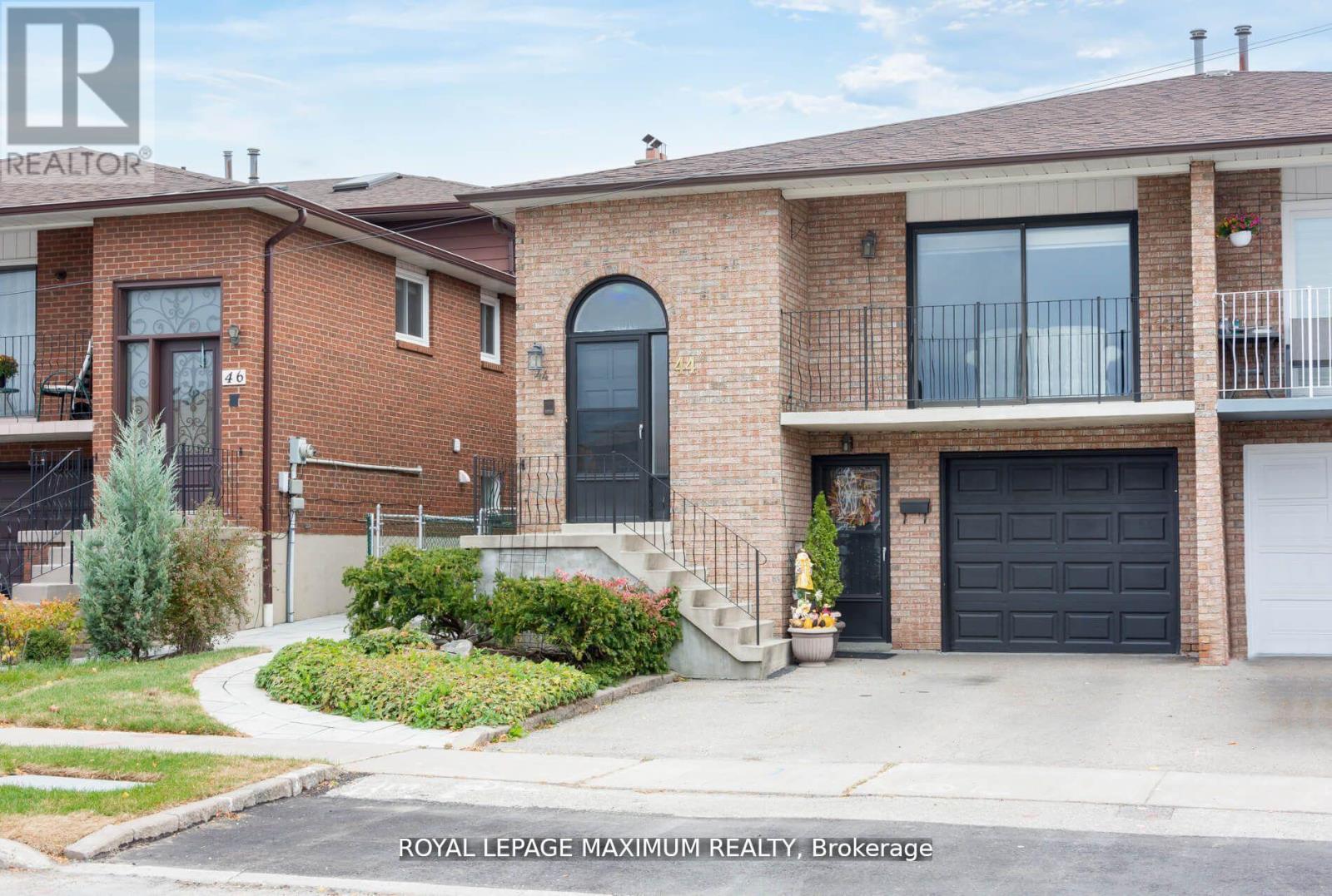 44 FLAGSTICK COURT, Toronto, Ontario