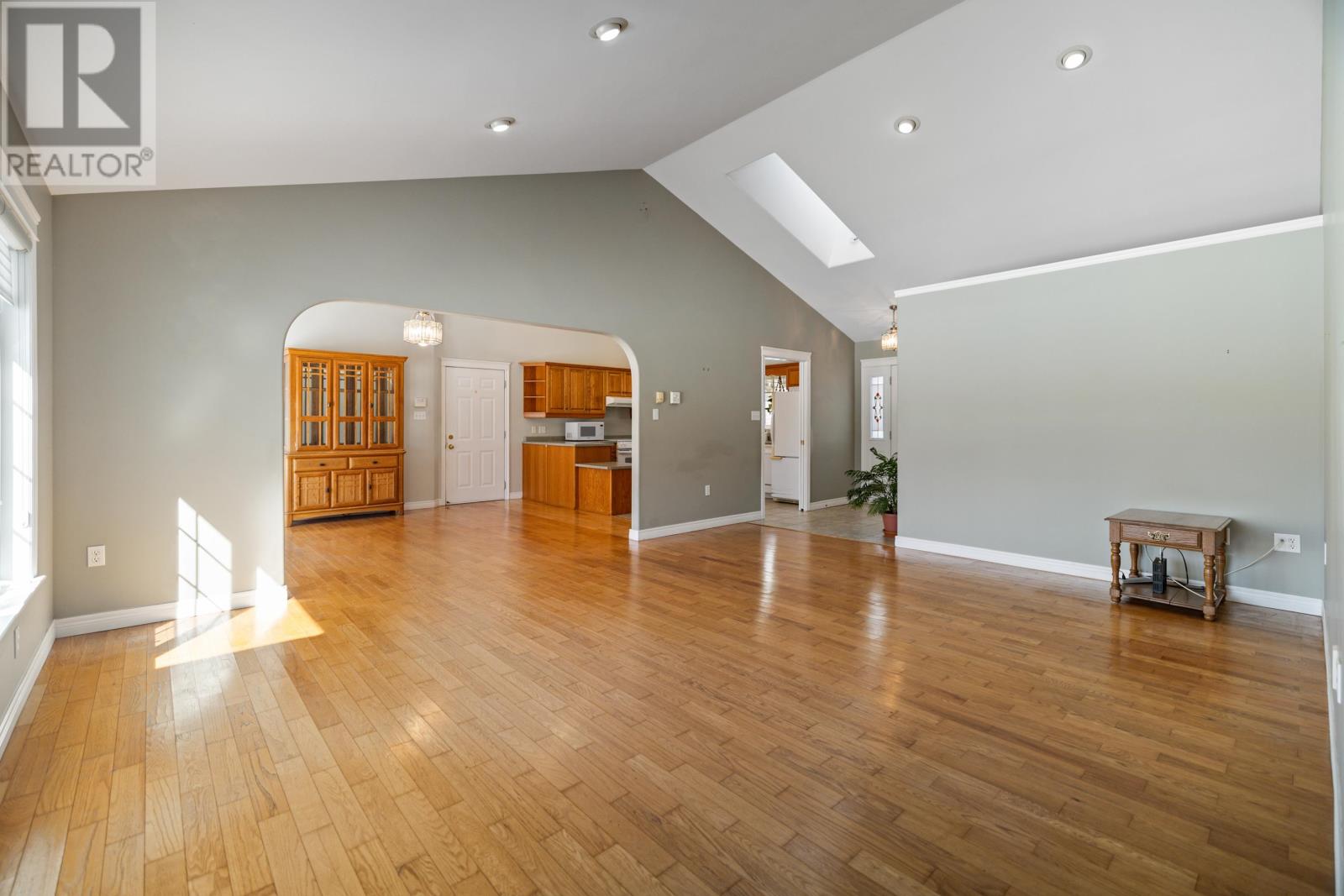 Property at 128 Stratford Road image 4