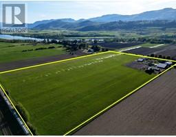 5976 VLA Road, chase, British Columbia