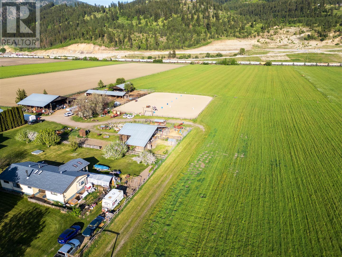 5976 Vla Road, Chase, British Columbia  V0E 1M1 - Photo 4 - 10336596