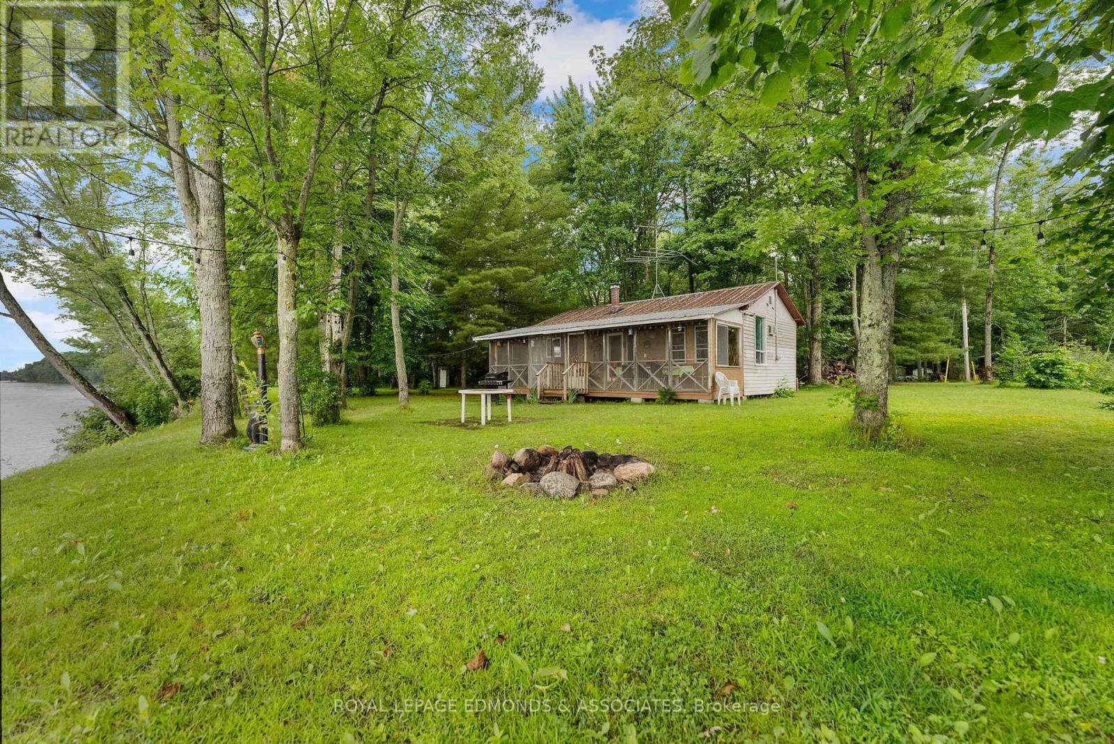 178 Purple Finch Trail, Whitewater Region, Ontario  K0J 1C0 - Photo 2 - X12008016