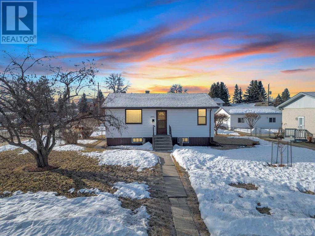 3901 45 Street, Red Deer, Alberta  T4N 1J7 - Photo 1 - A2199940