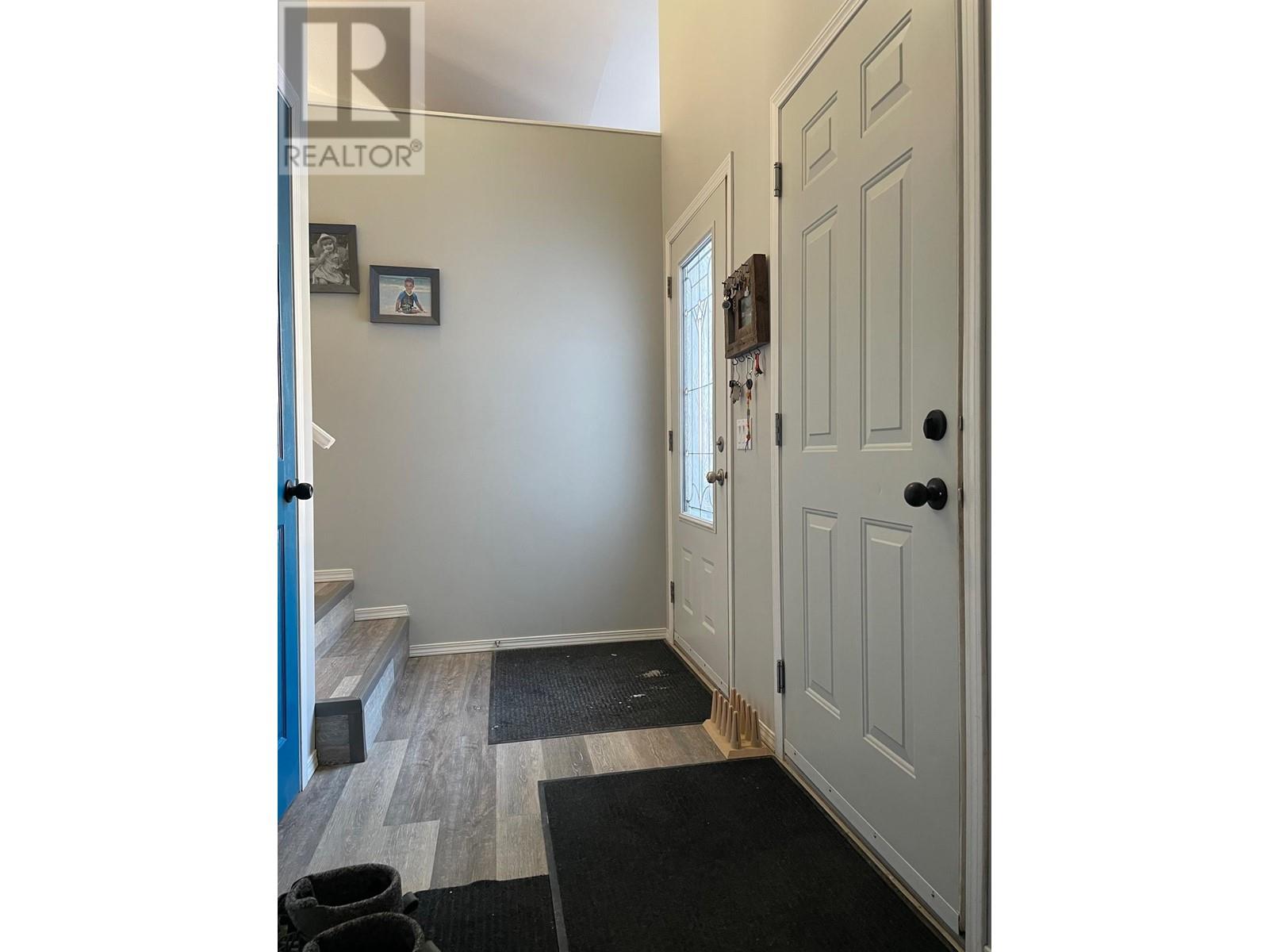 4406 E 52 Avenue, Fort Nelson, British Columbia  V0C 1R0 - Photo 13 - R2974902