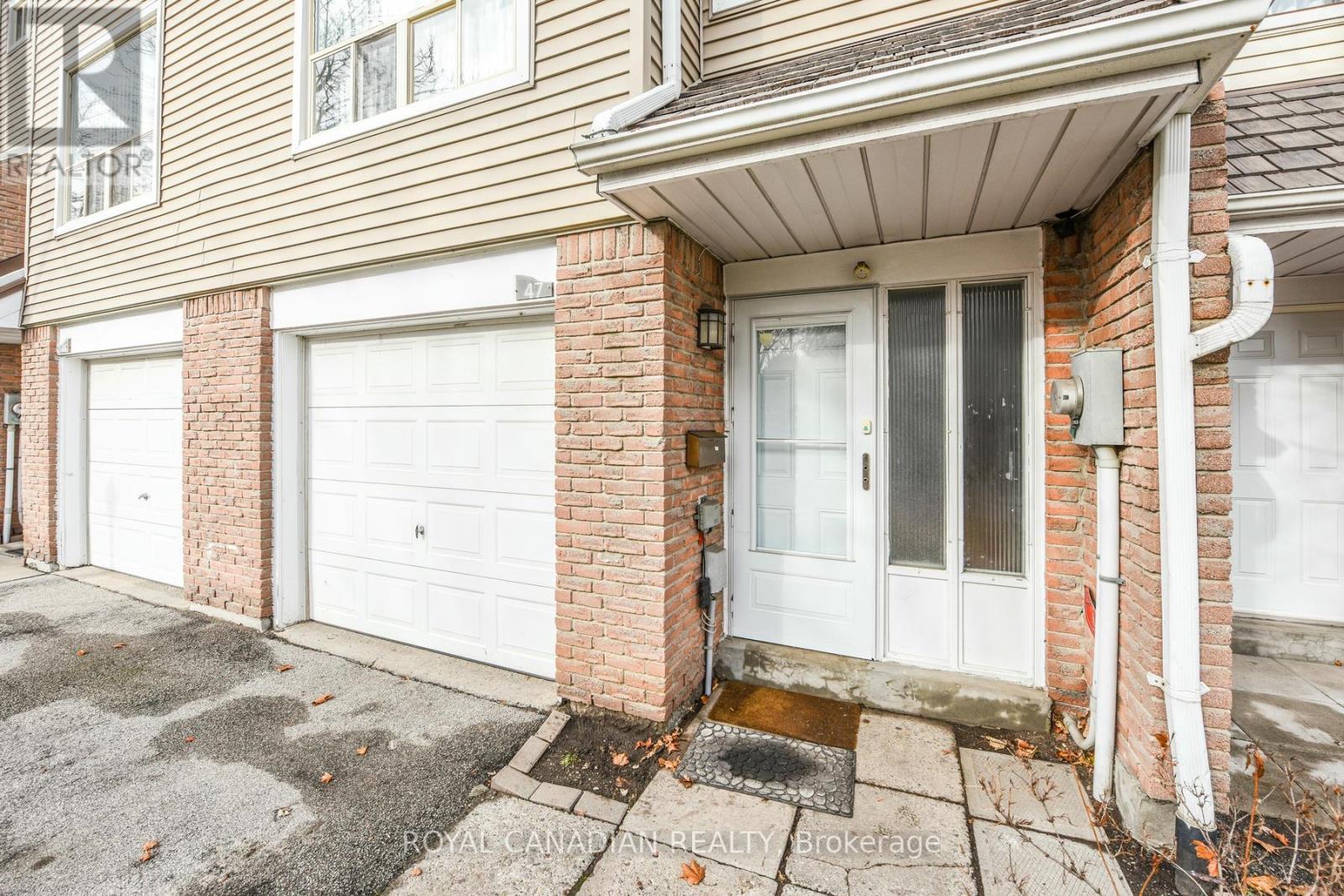 Property at 47 - 47 ELLIS DRIVE N image 3
