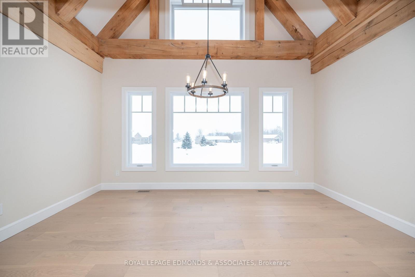 14 Fairway Drive N, Petawawa, Ontario  K8A 8N2 - Photo 16 - X12007027