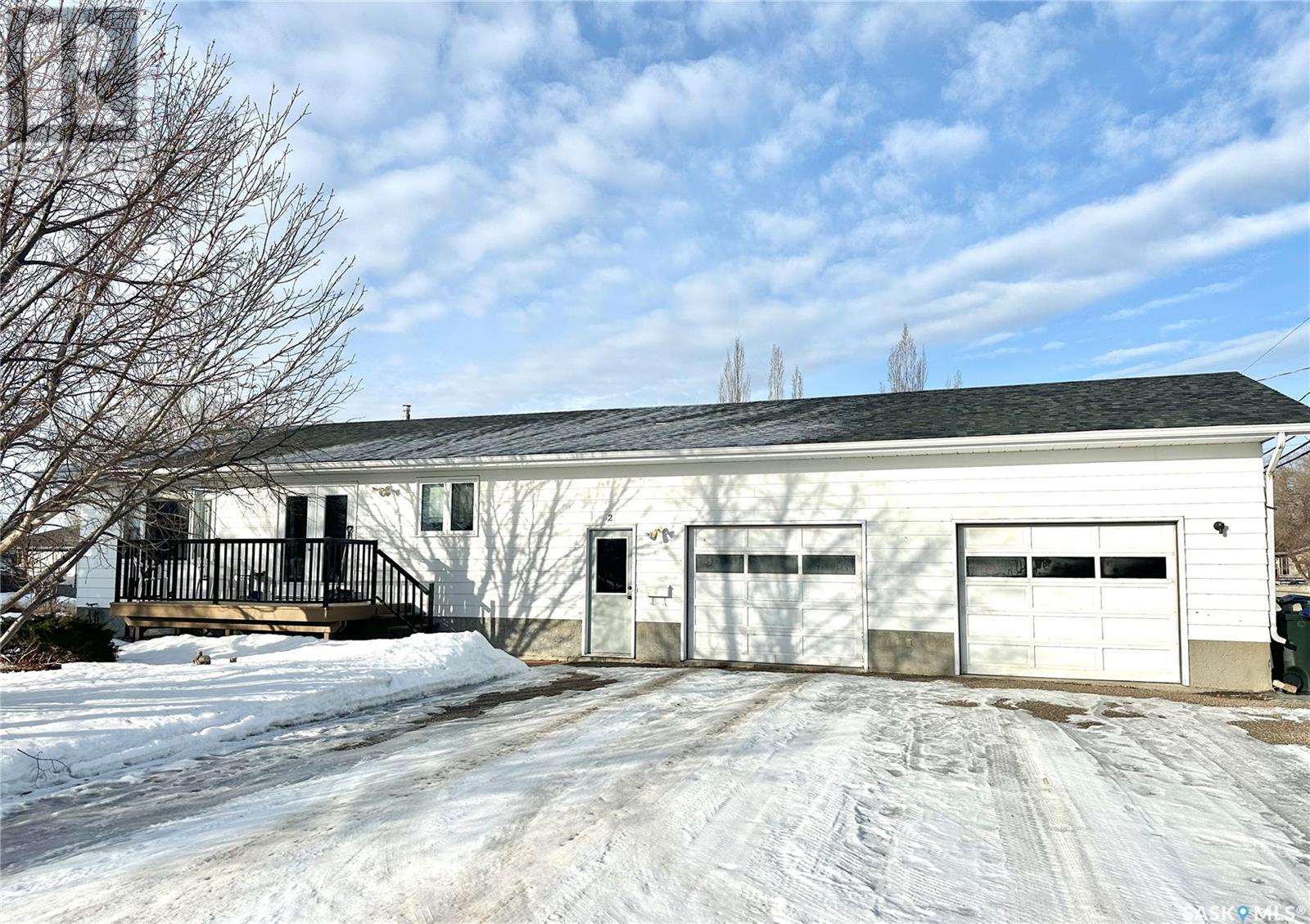 2 16th STREET W, battleford, Saskatchewan