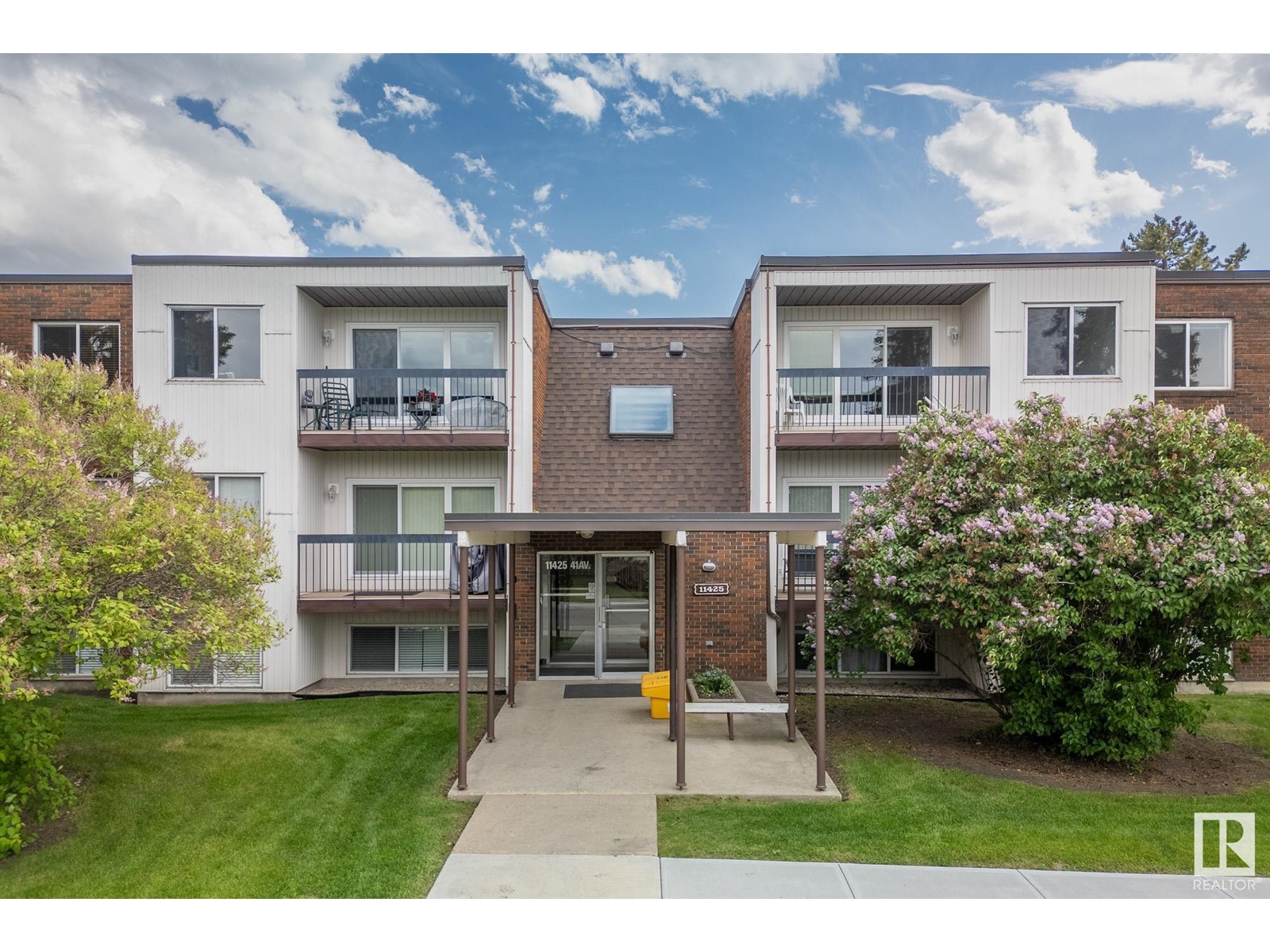 Property at #204 11425 41 AV NW image 1
