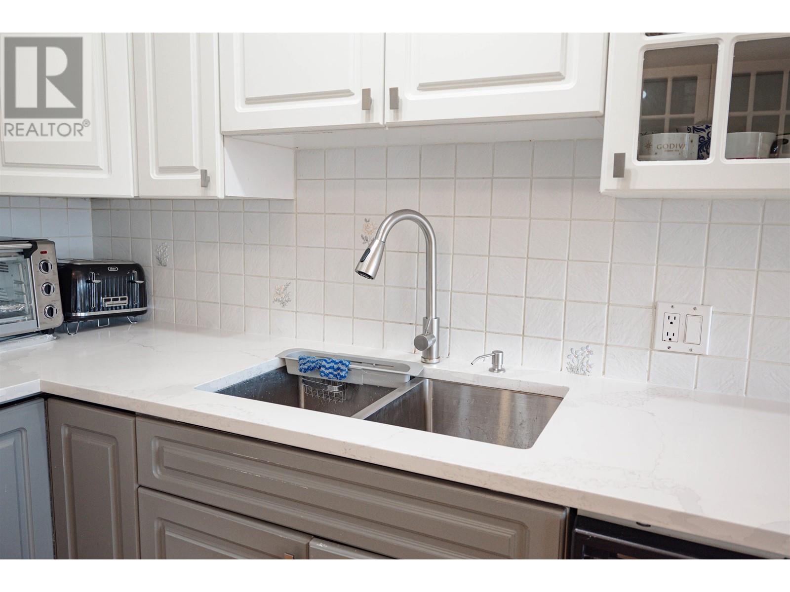 7936 Edmonds Street, Burnaby, British Columbia  V3N 1C2 - Photo 24 - R2963061