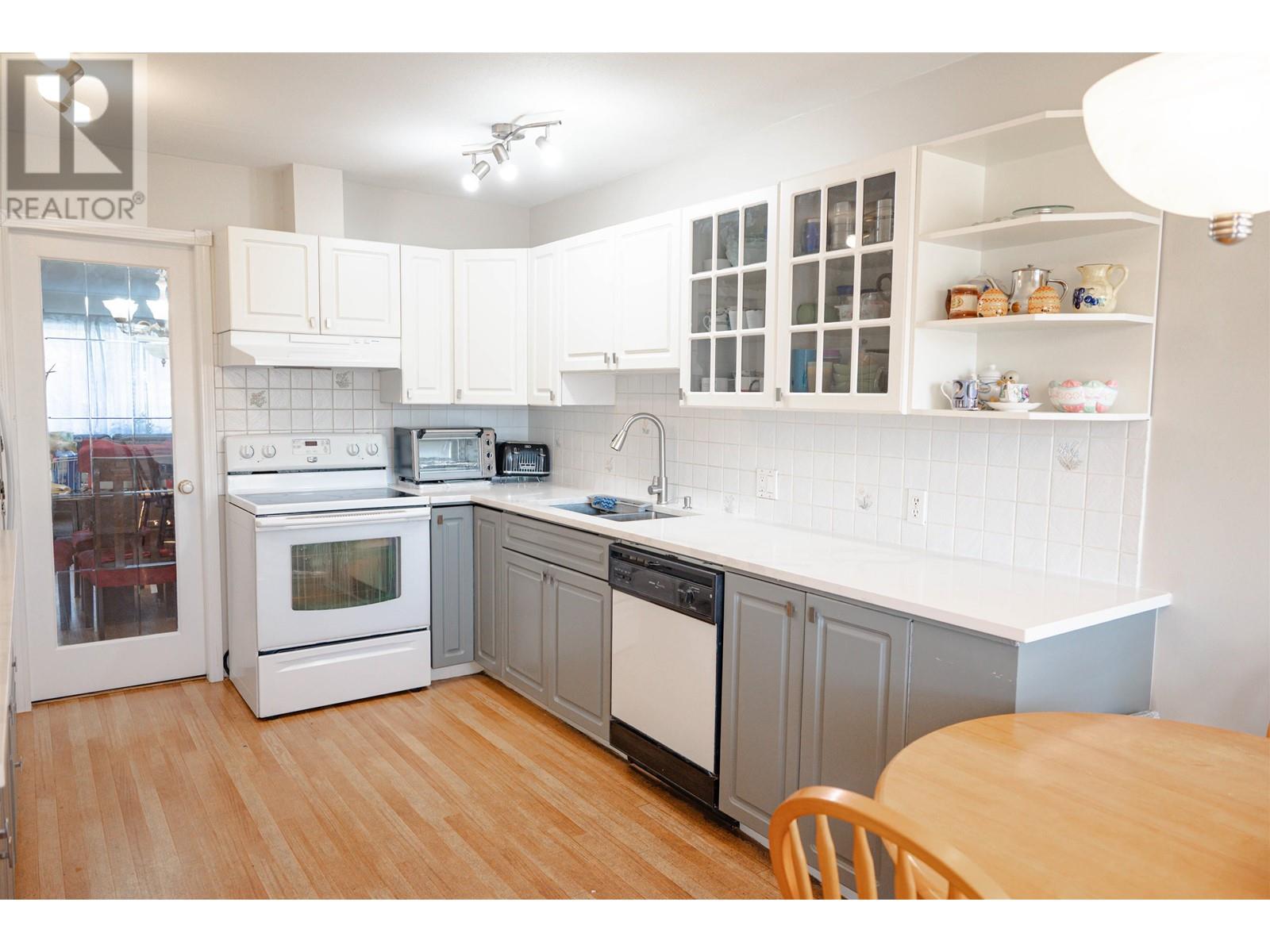 7936 Edmonds Street, Burnaby, British Columbia  V3N 1C2 - Photo 16 - R2963061