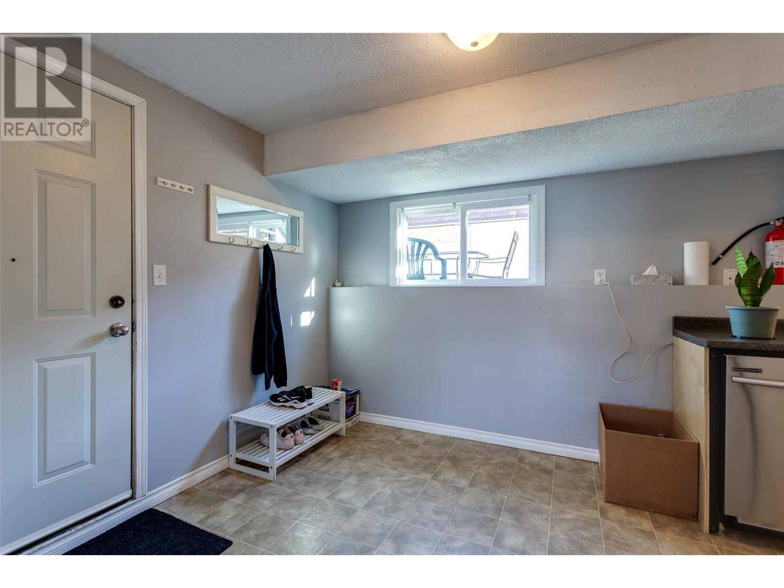 1335 Aldon Road, Kelowna, British Columbia  V1X 5A1 - Photo 25 - 10338125