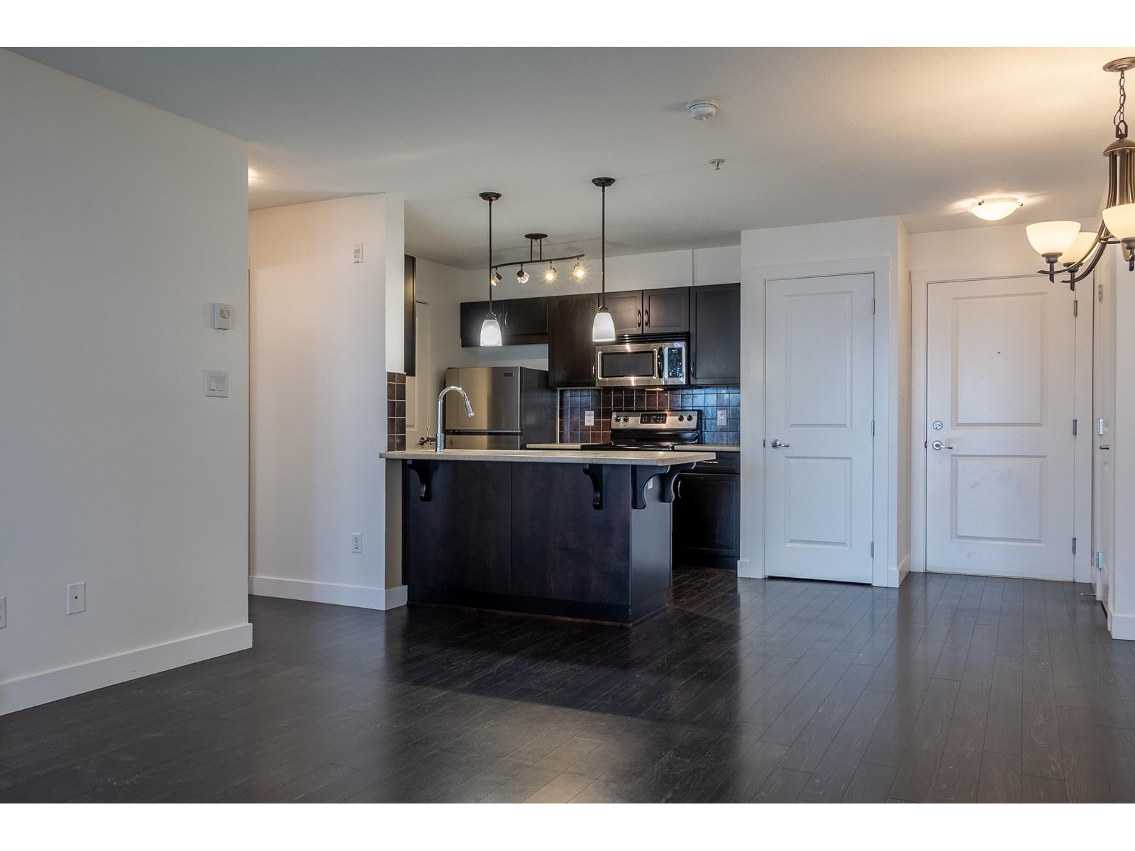 204 2038 Sandalwood Crescent, Abbotsford, British Columbia  V2S 3H6 - Photo 6 - R2974049