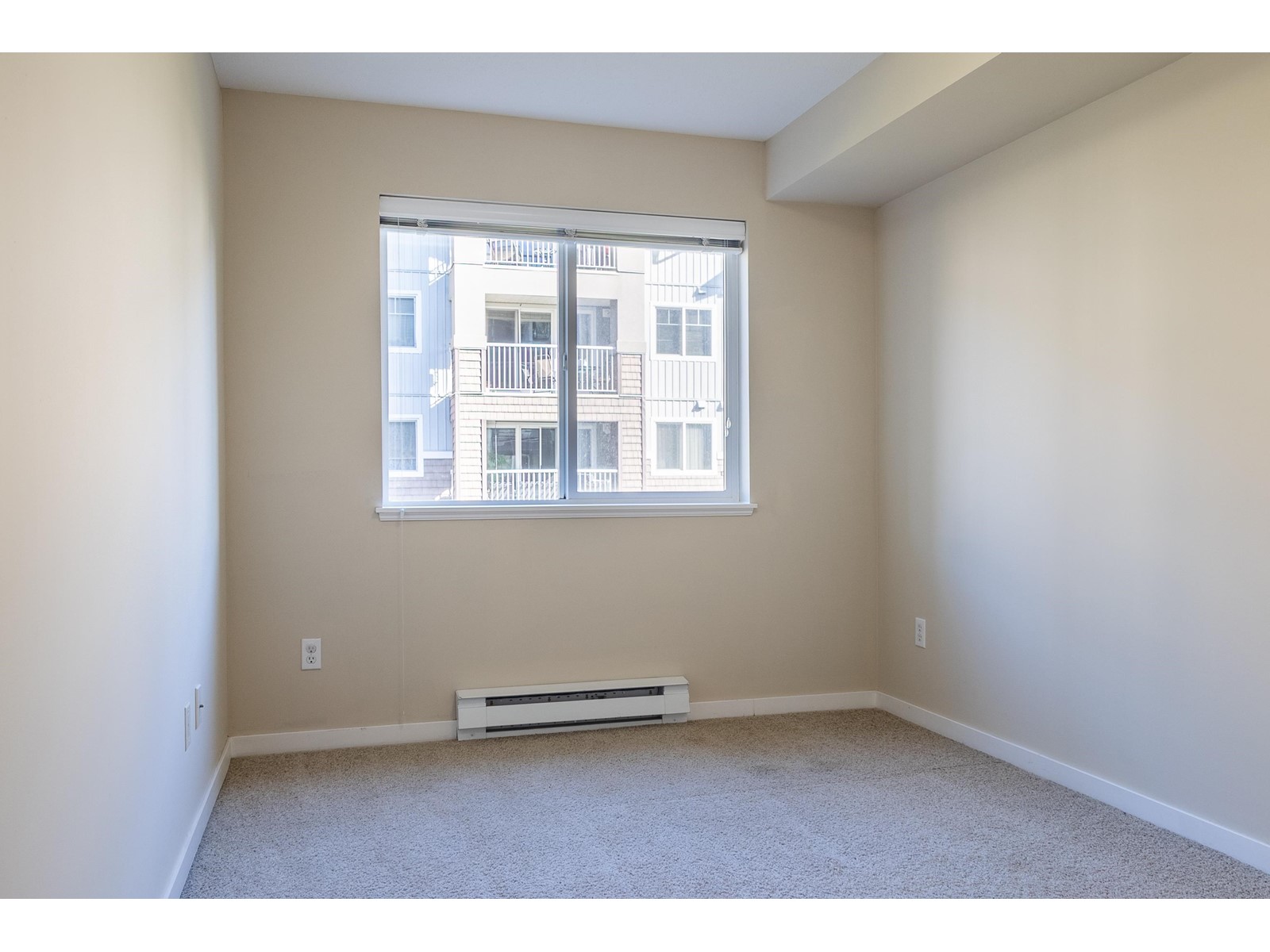 204 2038 Sandalwood Crescent, Abbotsford, British Columbia  V2S 3H6 - Photo 24 - R2974049