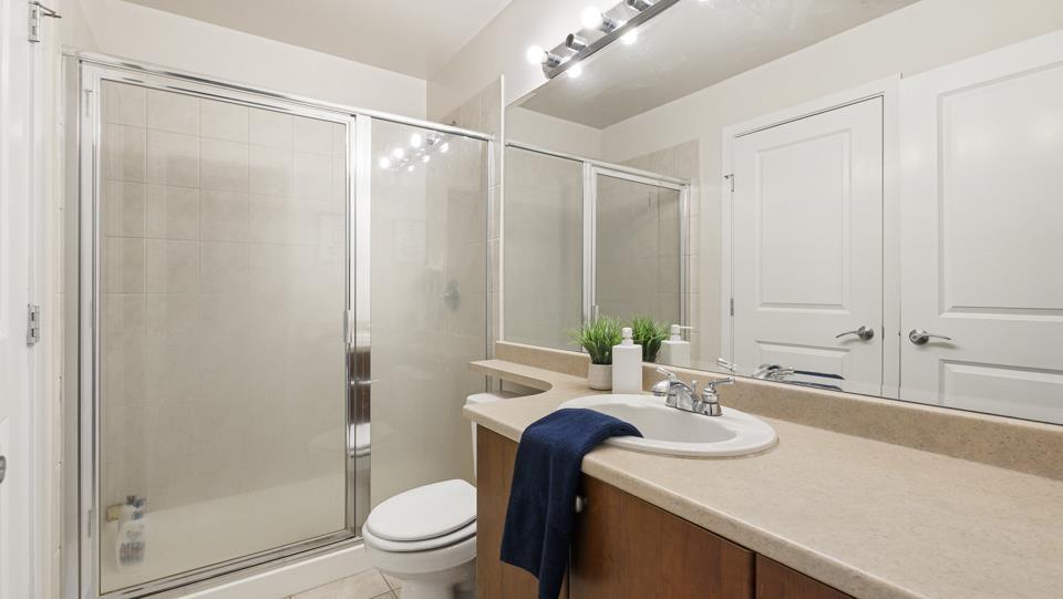 218 15380 102a Avenue, Surrey, British Columbia  V3R 0B3 - Photo 19 - R2975134
