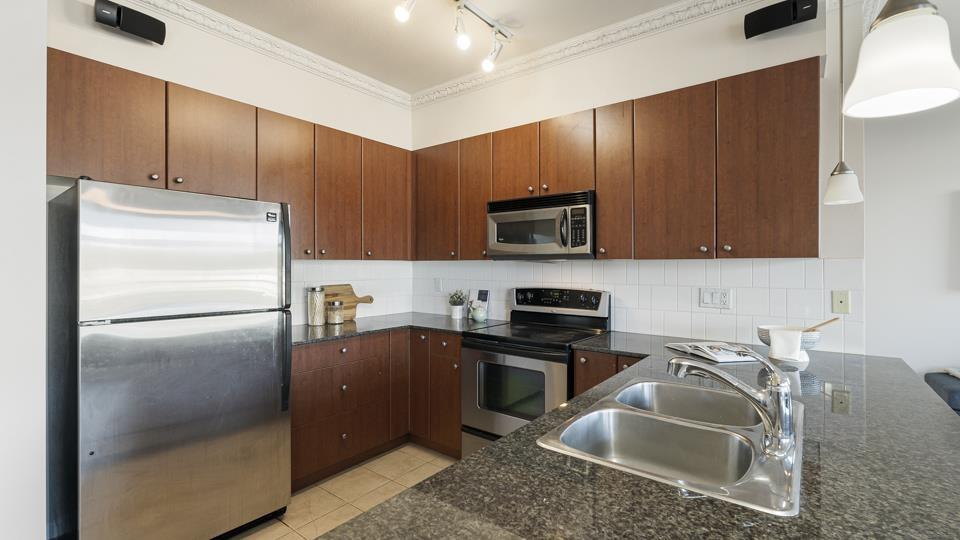 218 15380 102a Avenue, Surrey, British Columbia  V3R 0B3 - Photo 12 - R2975134