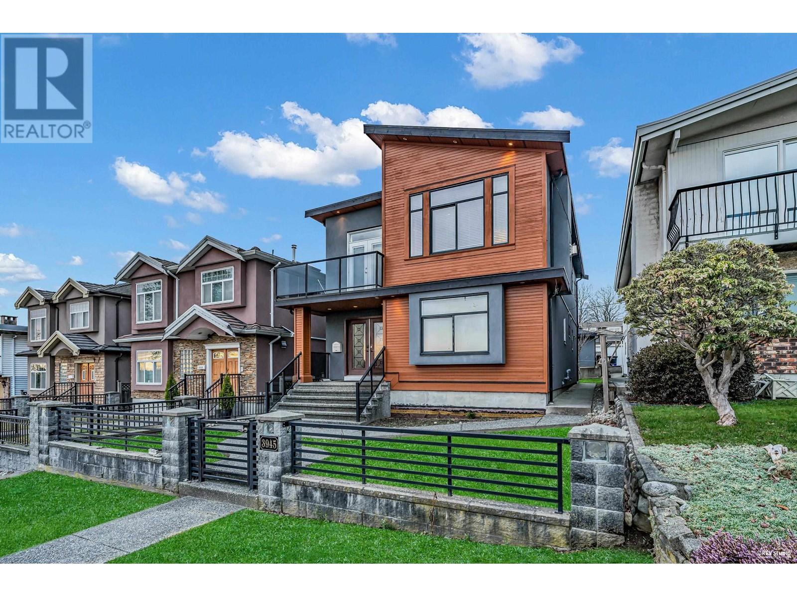 3945 PARKER STREET, burnaby, British Columbia