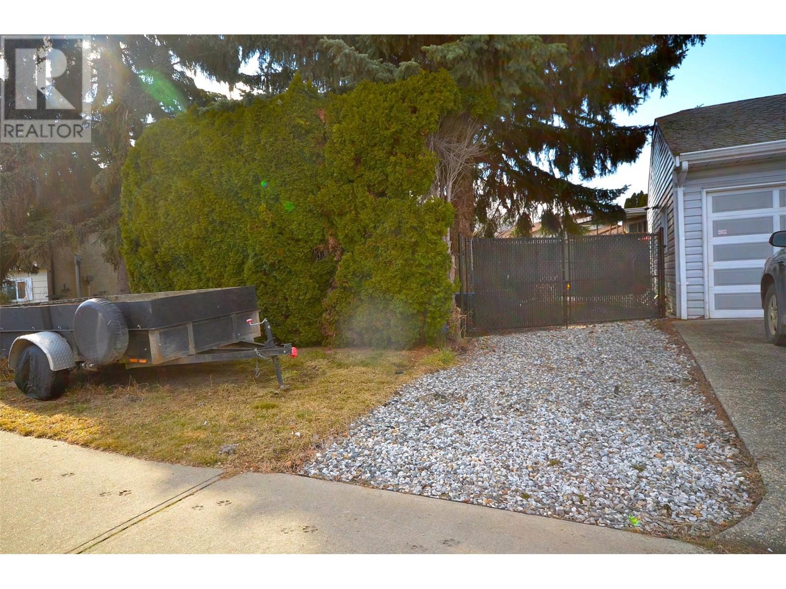 5504 South Vernon Place, Vernon, British Columbia  V1T 8N5 - Photo 89 - 10337891