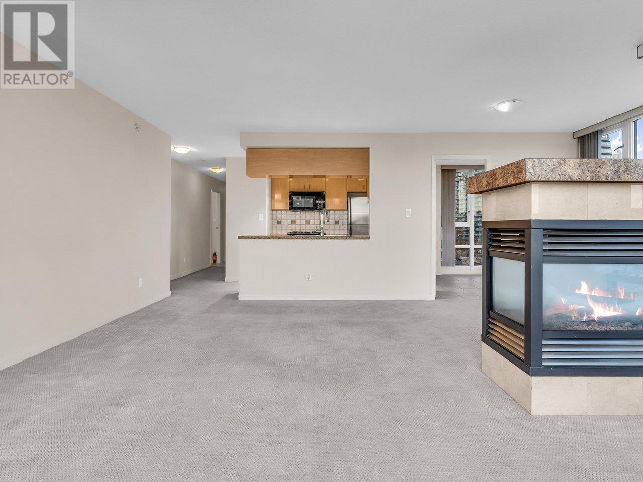 Listing Picture 11 of 37 : 702 1067 MARINASIDE CRESCENT, Vancouver / 溫哥華 - 魯藝地產 Yvonne Lu Group - MLS Medallion Club Member