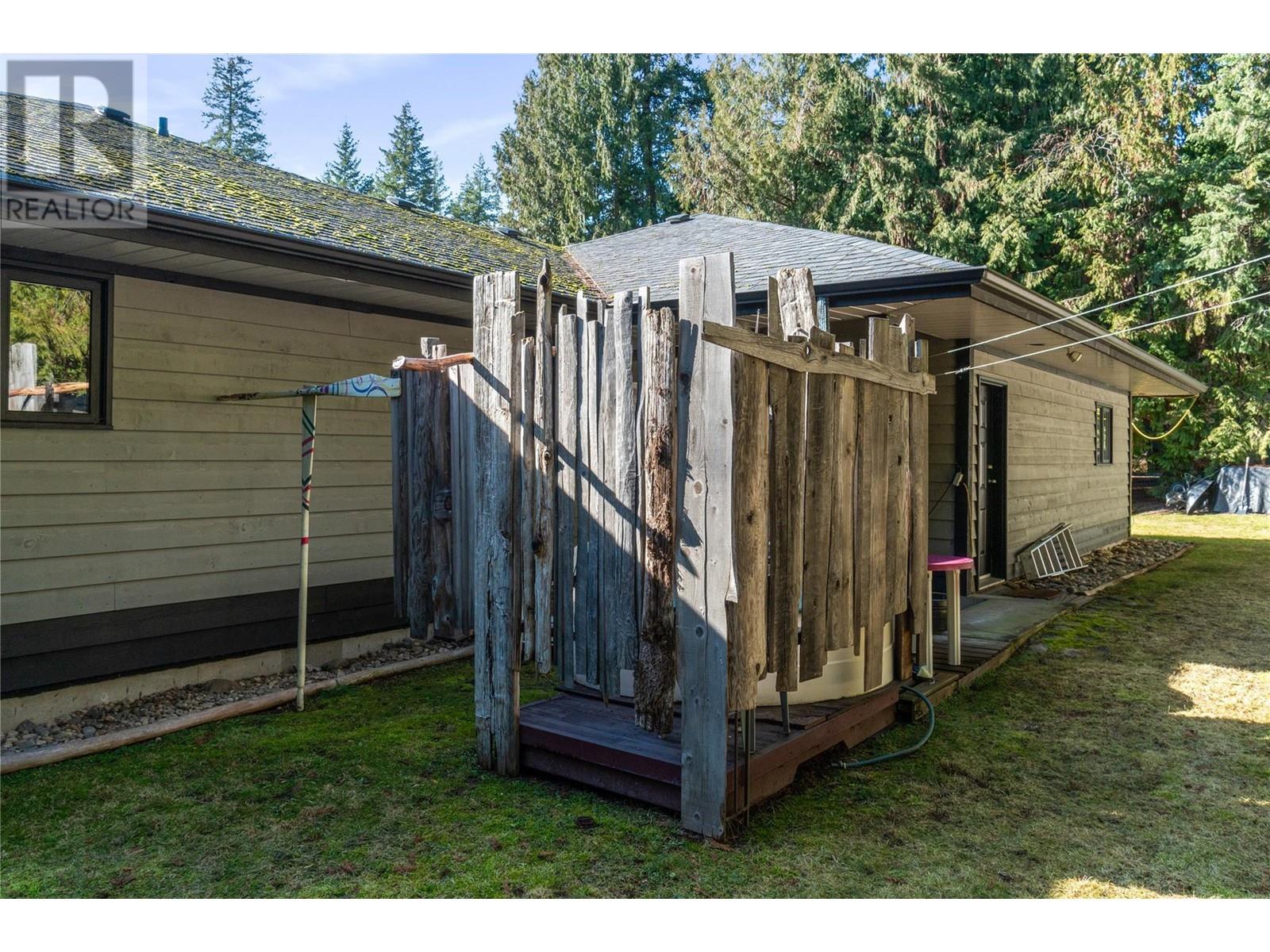 Property at 4061 Santa Road image 3