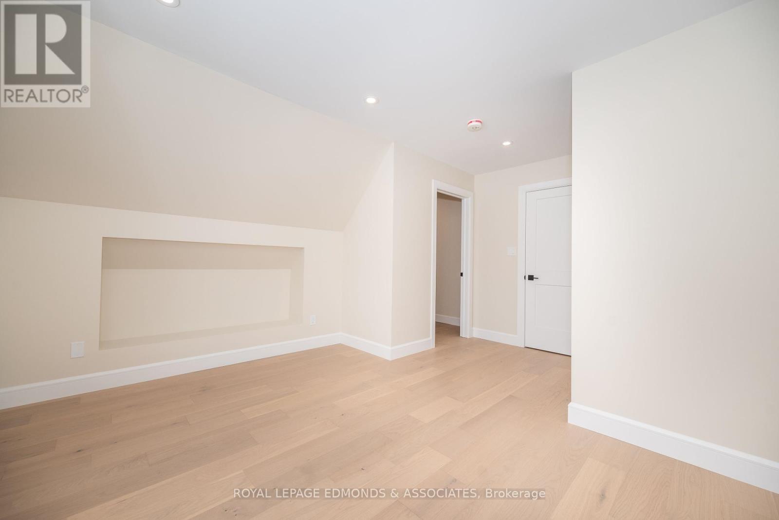 14 Fairway Drive N, Petawawa, Ontario  K8A 8N2 - Photo 25 - X12007027