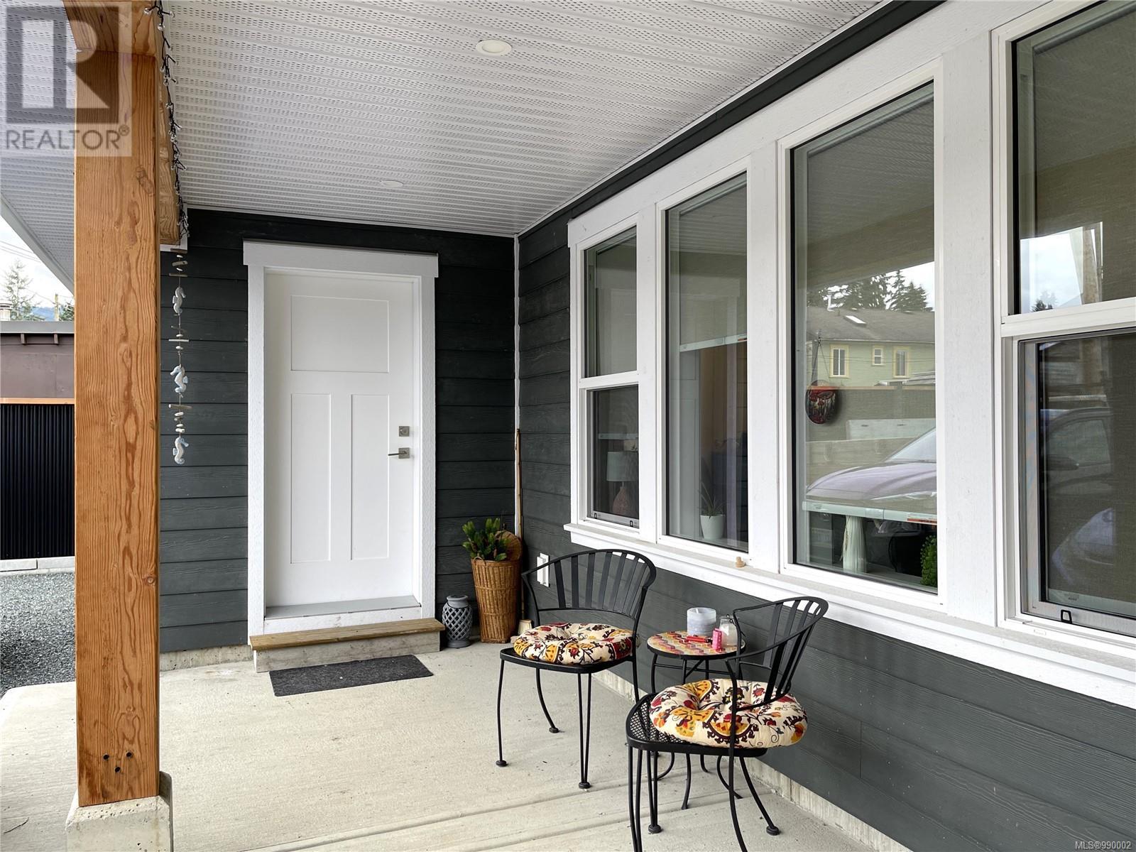 Property at 2643 4th Ave image 3