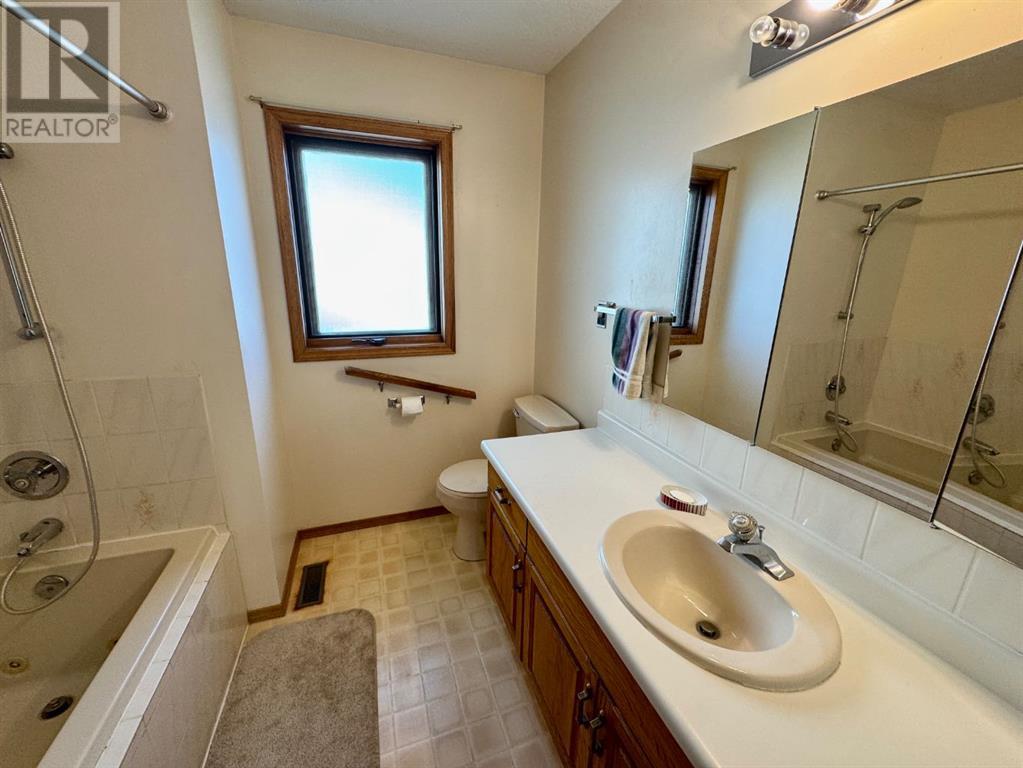 2209 19 Street, Coaldale, Alberta  T0K 0L0 - Photo 26 - A2200139