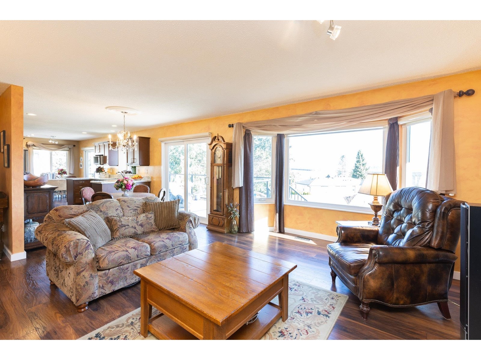 14705 Wellington Drive, Surrey, British Columbia  V3R 0A4 - Photo 7 - R2974393