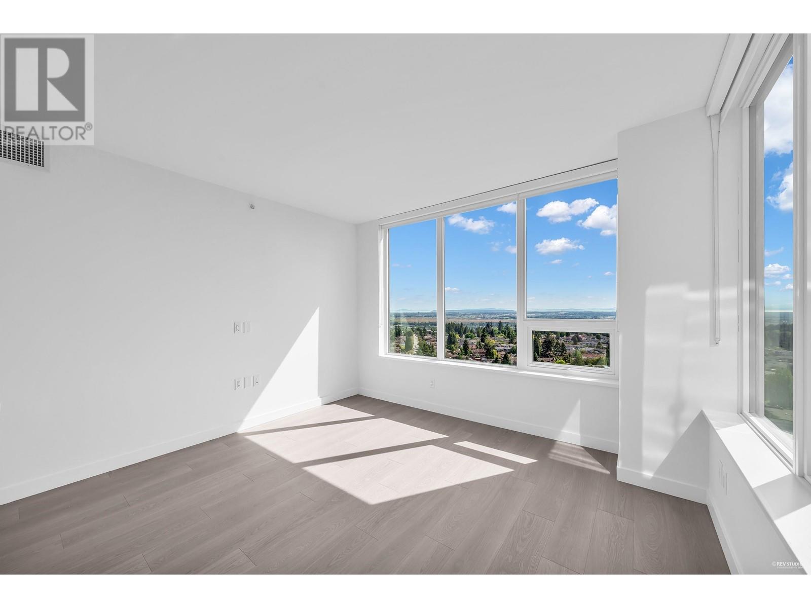 Listing Picture 18 of 33 : 2407 6537 TELFORD AVENUE, Burnaby / 本拿比 - 魯藝地產 Yvonne Lu Group - MLS Medallion Club Member