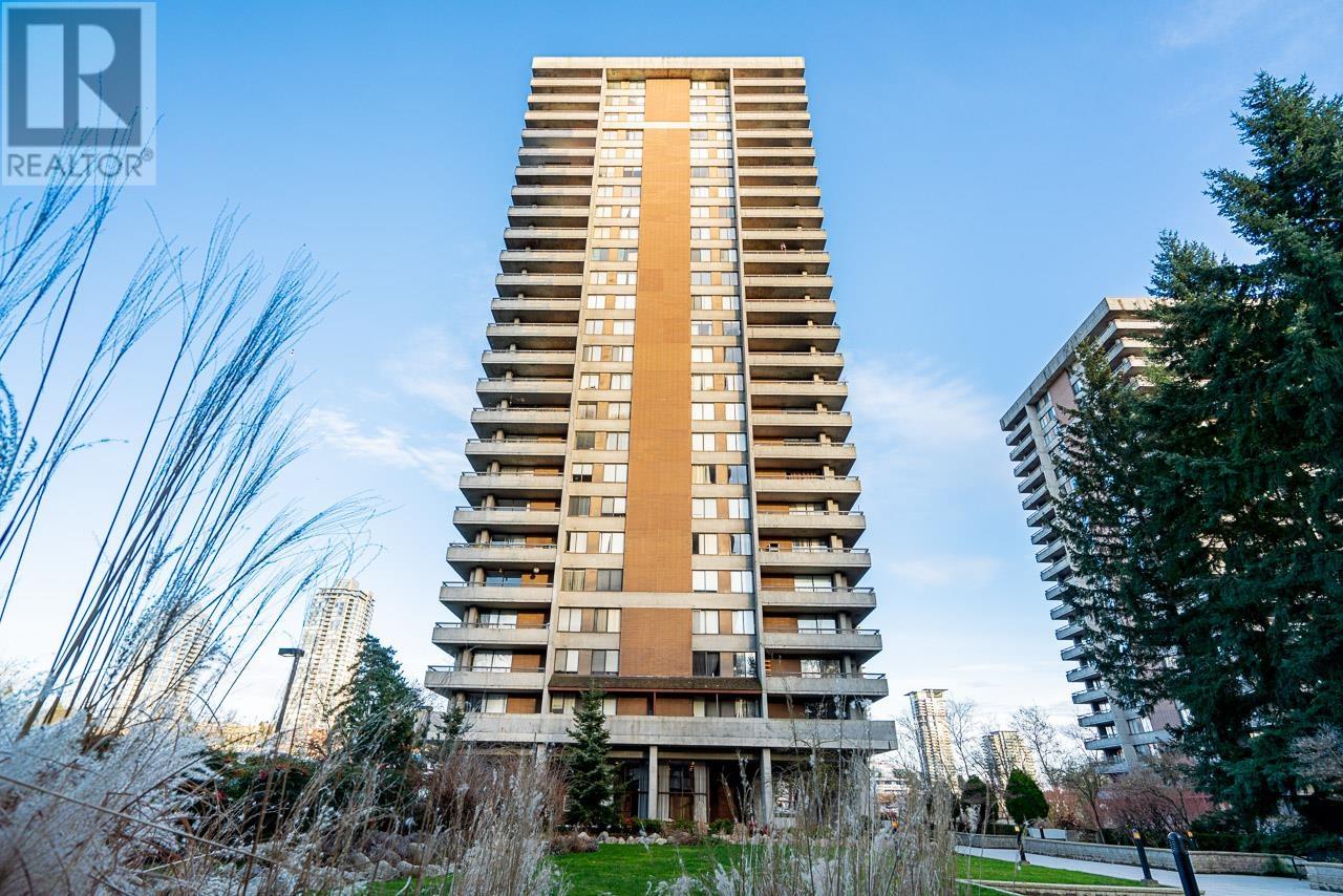 701 3737 BARTLETT COURT, burnaby, British Columbia