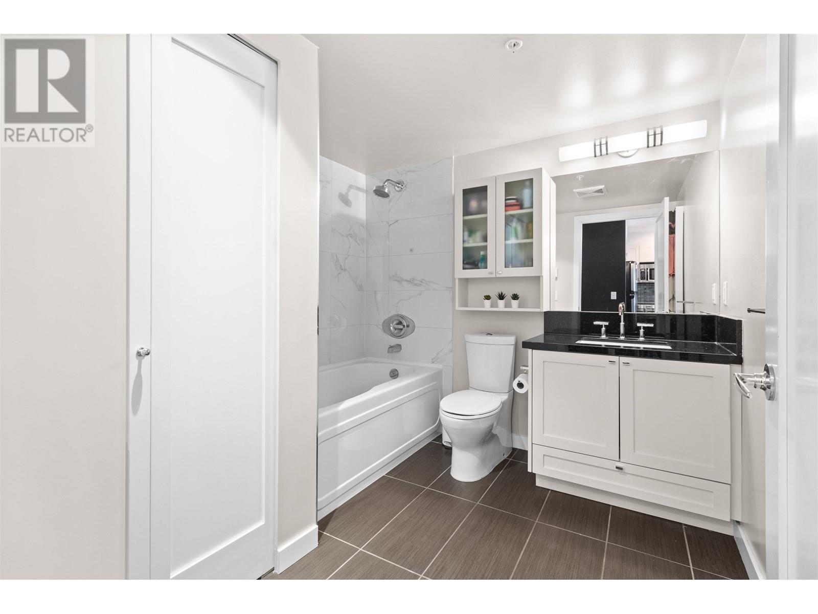 304 405 Skeena Street, Vancouver, British Columbia  V5K 0A3 - Photo 10 - R2975157