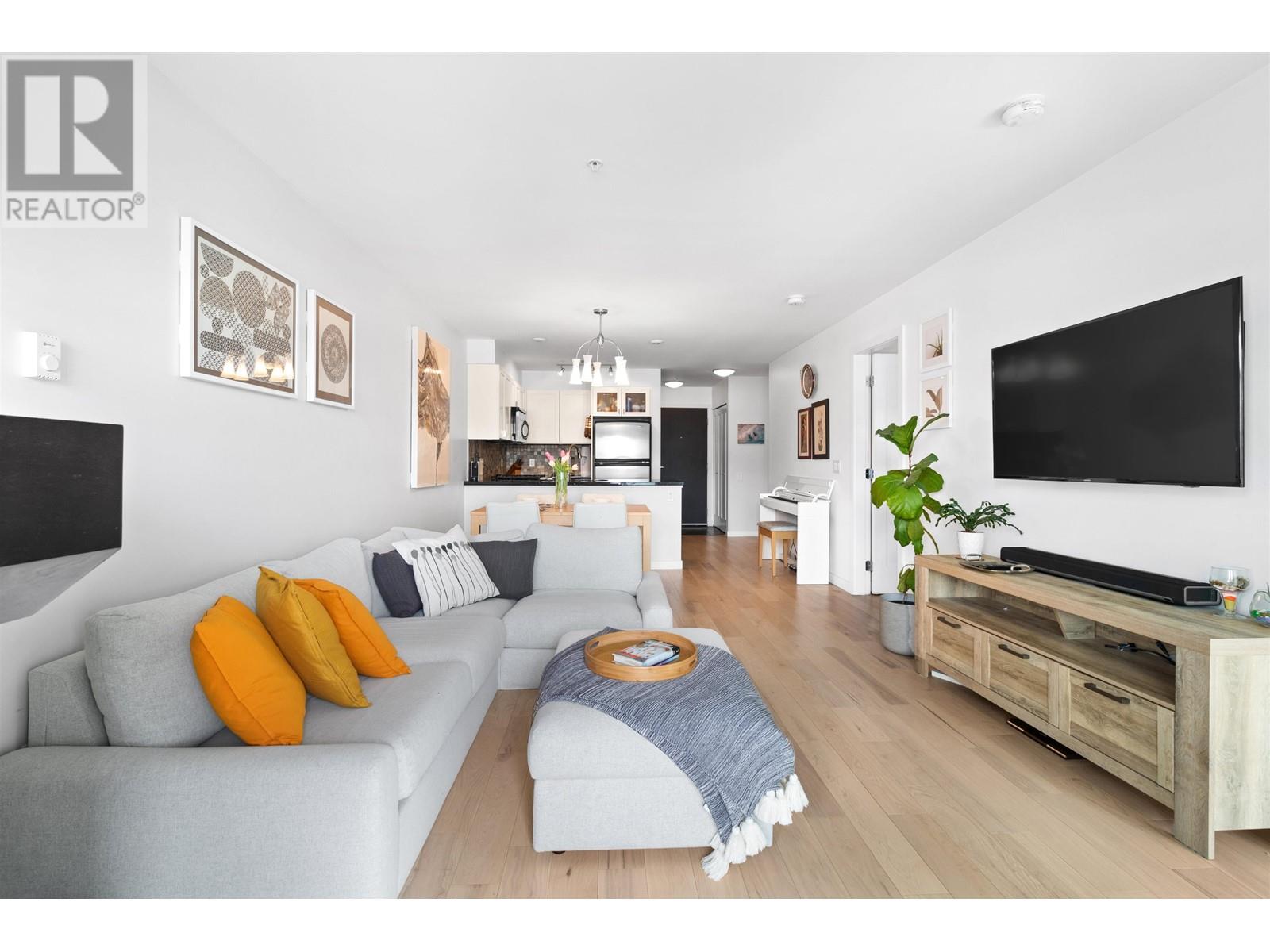 304 405 Skeena Street, Vancouver, British Columbia  V5K 0A3 - Photo 3 - R2975157