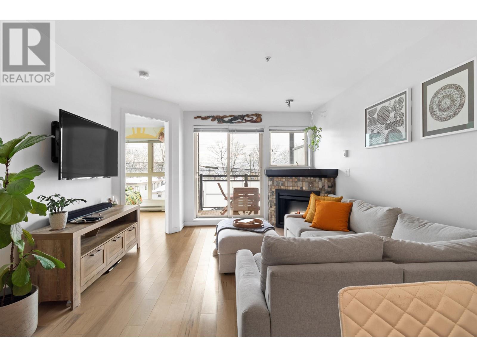 304 405 Skeena Street, Vancouver, British Columbia  V5K 0A3 - Photo 6 - R2975157