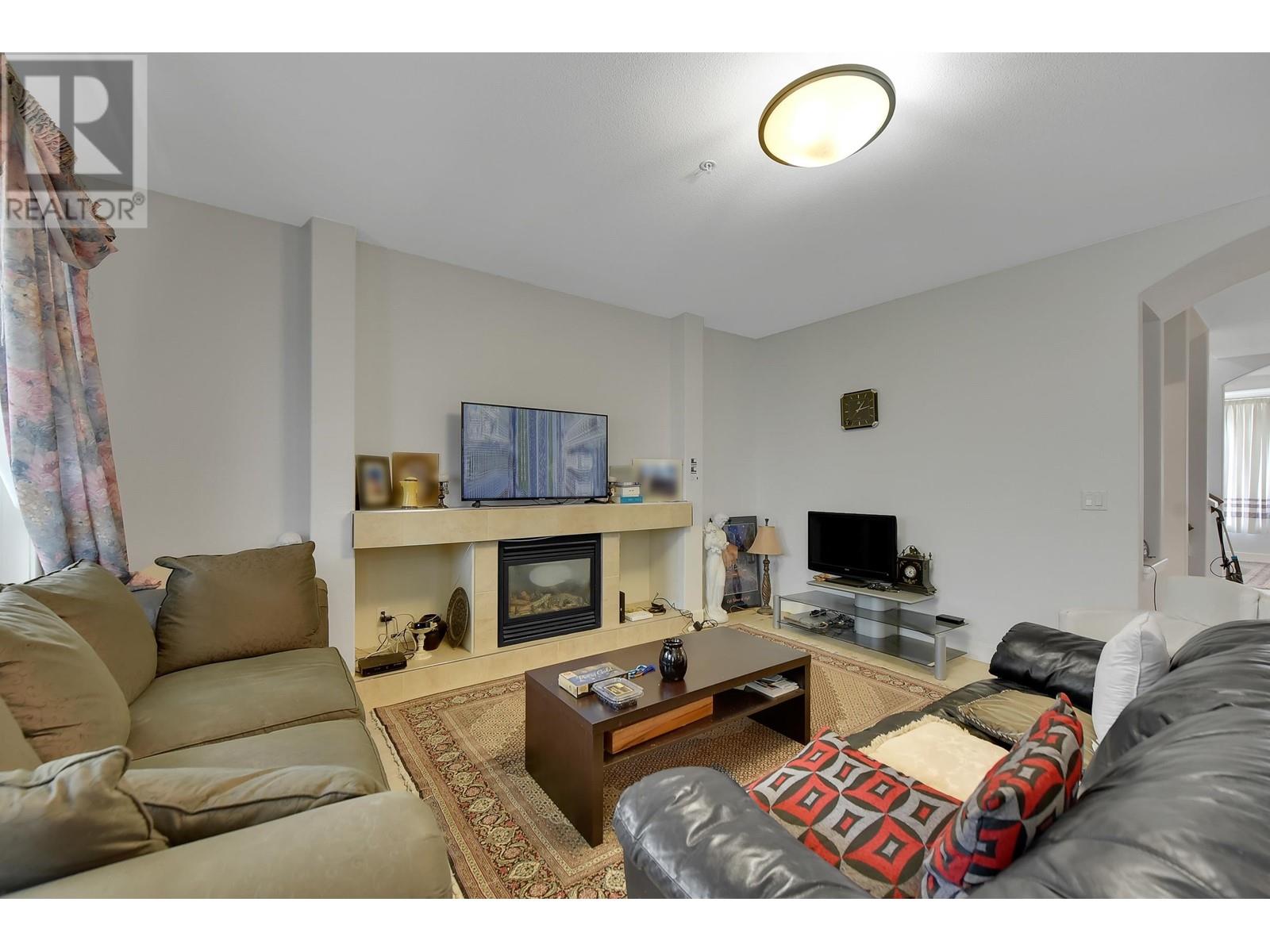 1864 Pitt River Road, Port Coquitlam, British Columbia  V6B 6H4 - Photo 11 - R2974713