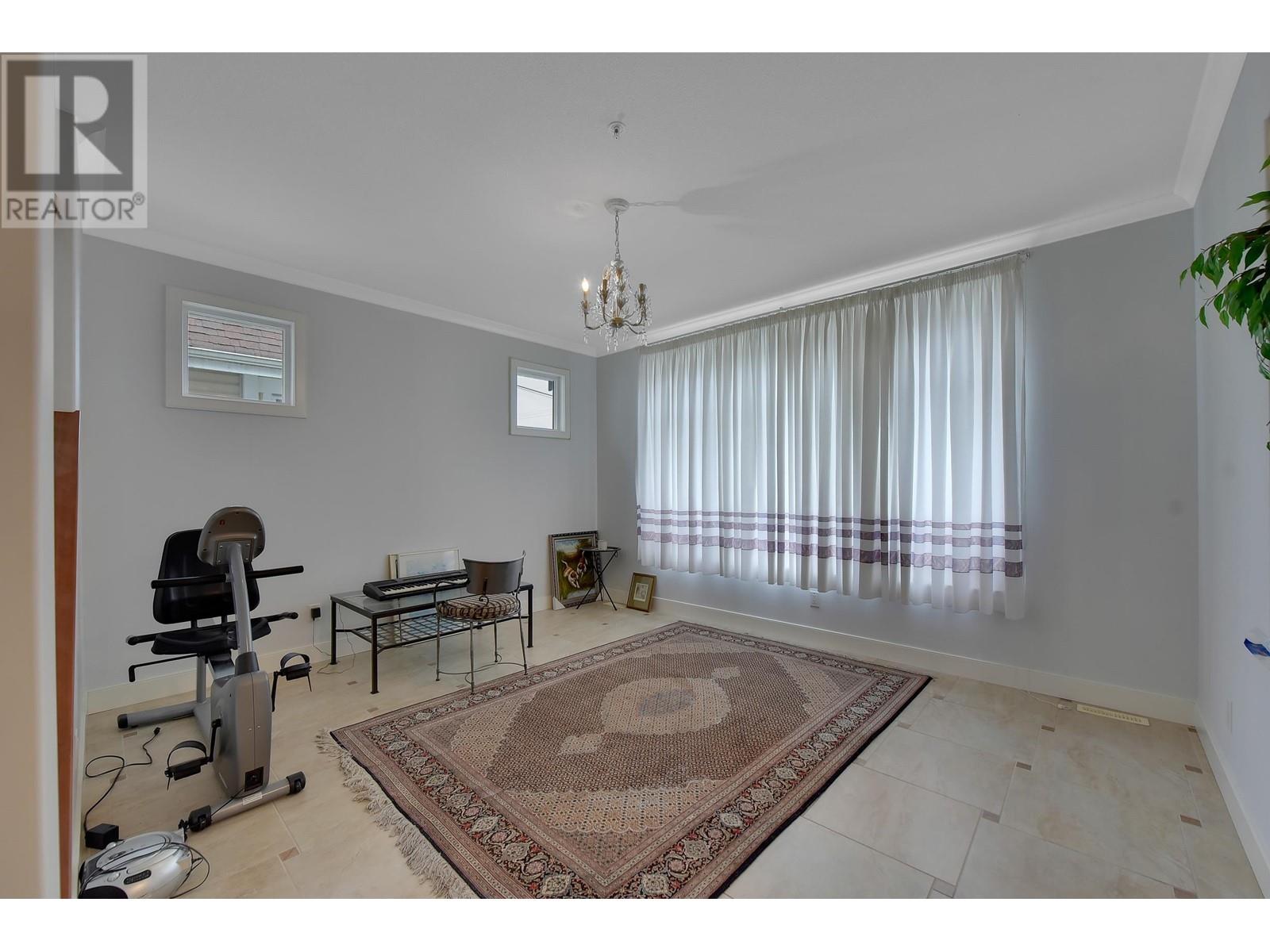 1864 Pitt River Road, Port Coquitlam, British Columbia  V6B 6H4 - Photo 3 - R2974713
