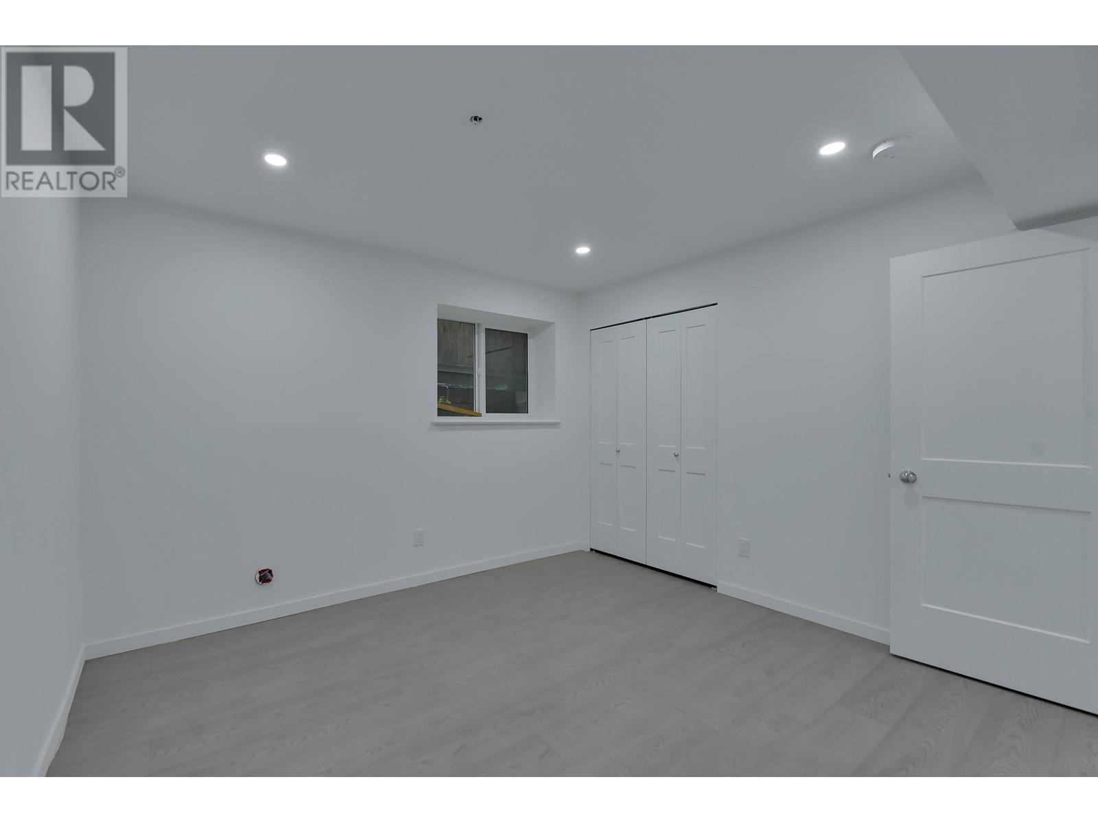 1864 Pitt River Road, Port Coquitlam, British Columbia  V6B 6H4 - Photo 30 - R2974713