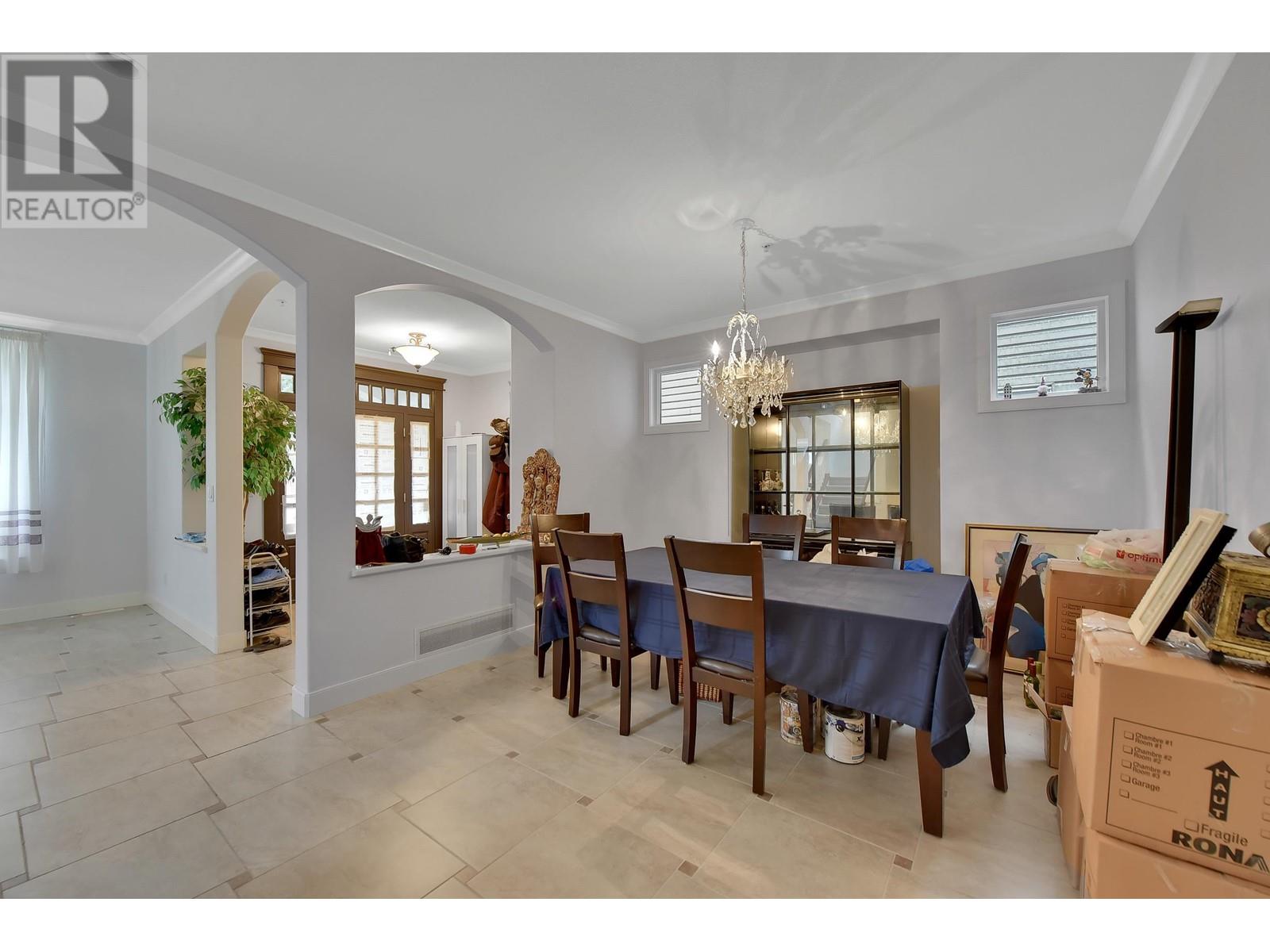 1864 Pitt River Road, Port Coquitlam, British Columbia  V6B 6H4 - Photo 35 - R2974713