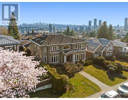 5770 CHARLES STREET, Burnaby, British Columbia