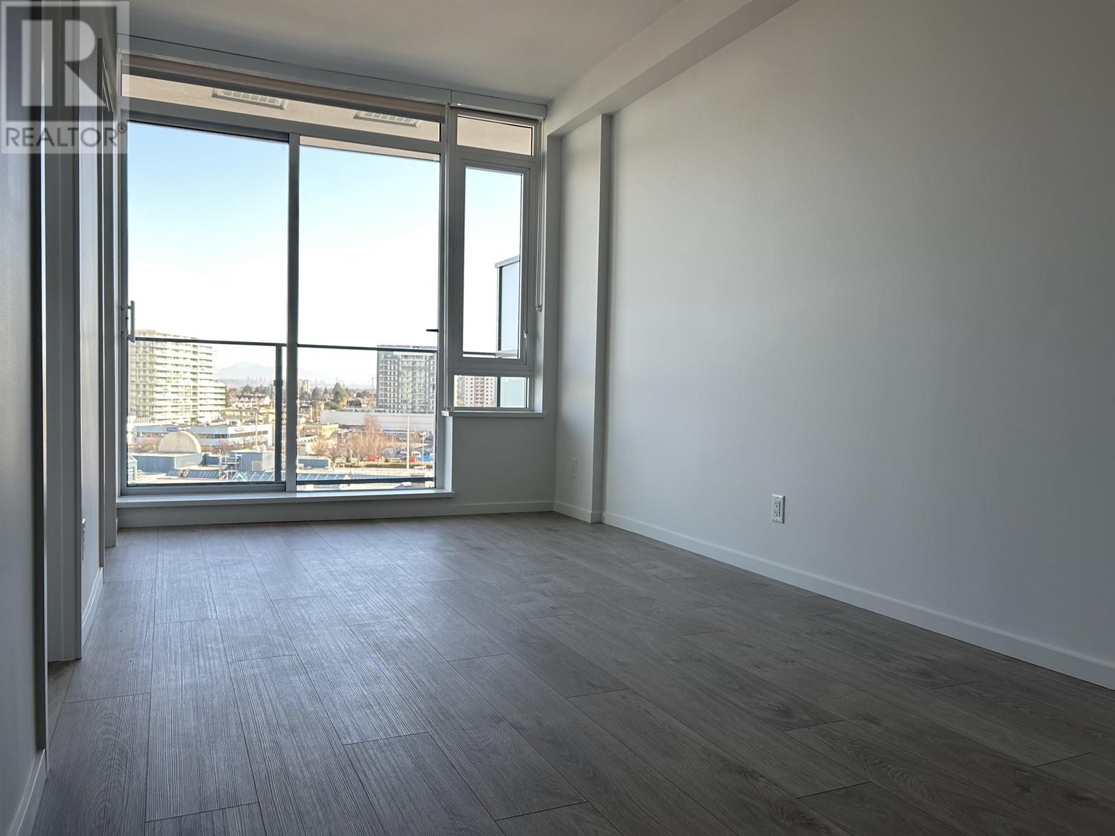 Listing Picture 7 of 26 : 713 6788 MINORU BOULEVARD, Richmond / 烈治文 - 魯藝地產 Yvonne Lu Group - MLS Medallion Club Member