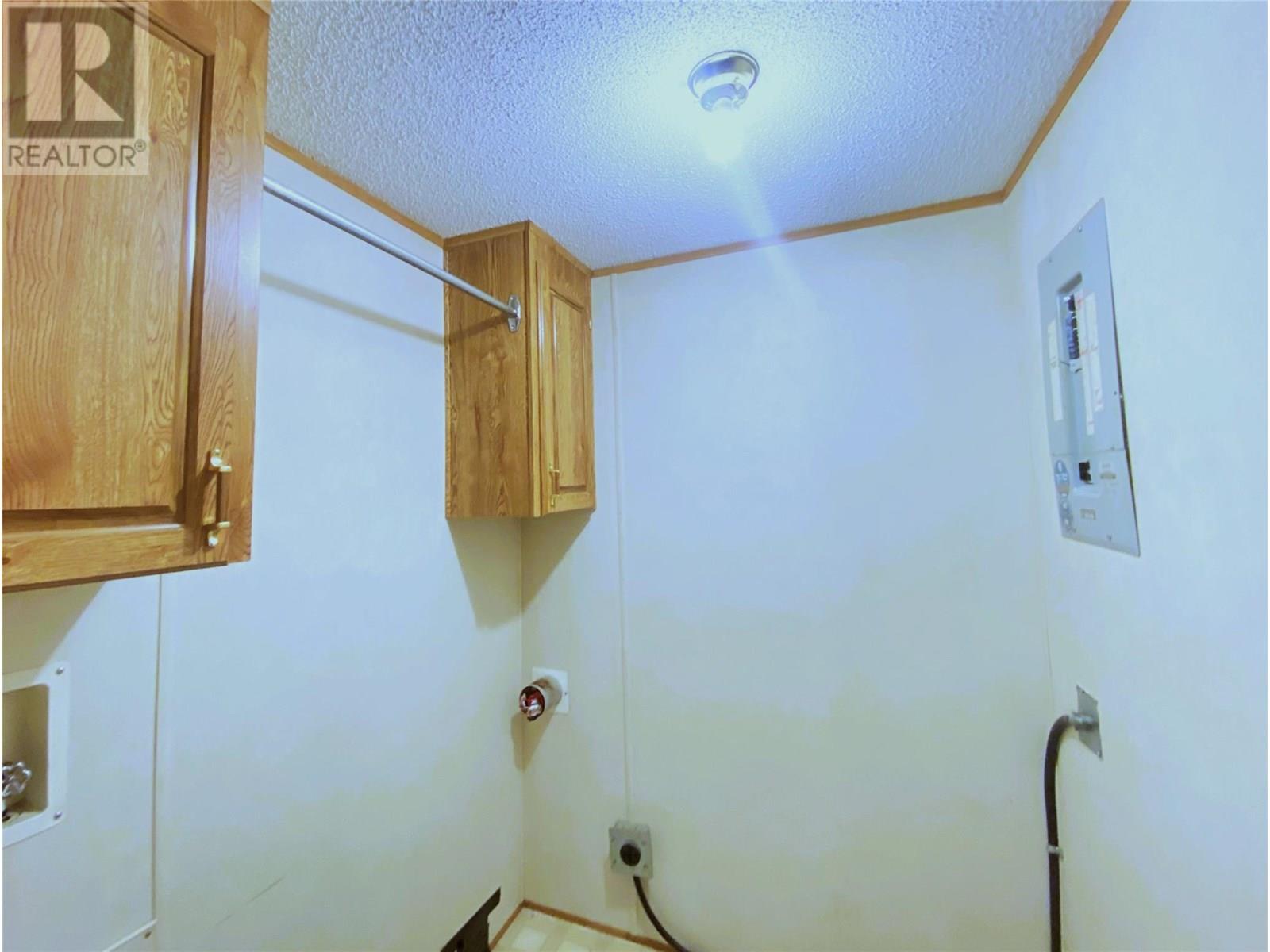 655 Caouette Road, Sorrento, British Columbia  V0E 2W1 - Photo 23 - 10337316