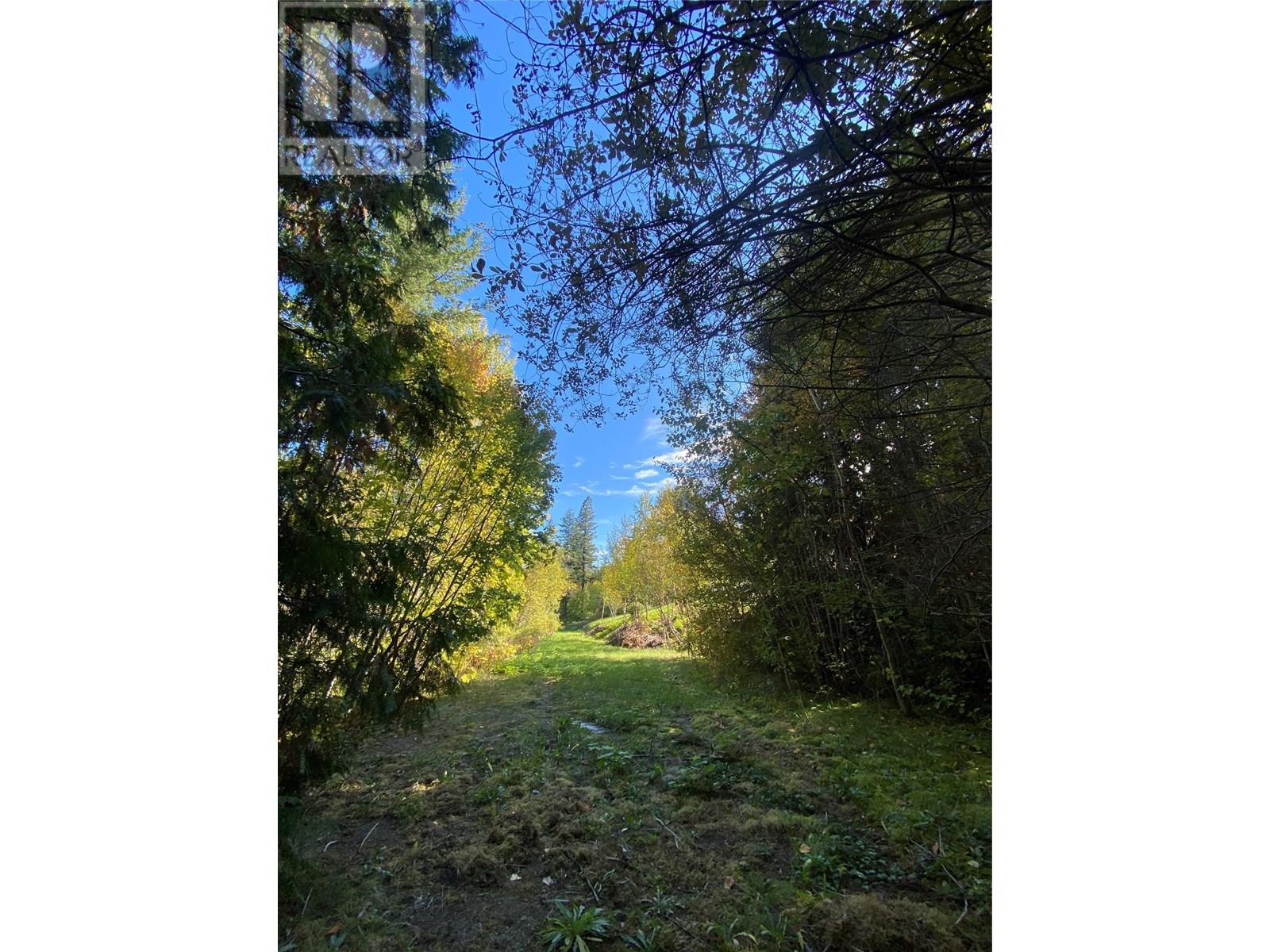 655 Caouette Road, Sorrento, British Columbia  V0E 2W1 - Photo 51 - 10337316