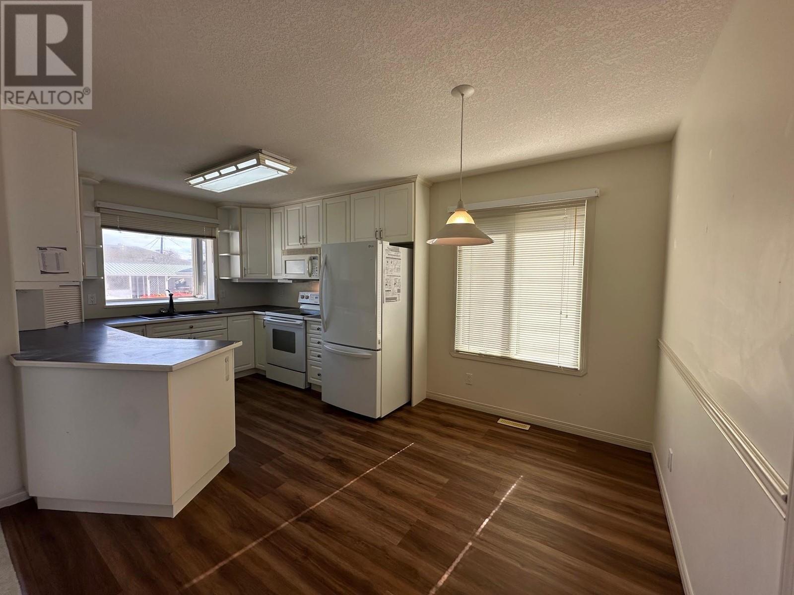 Property at 894 INVERMERE Court image 3
