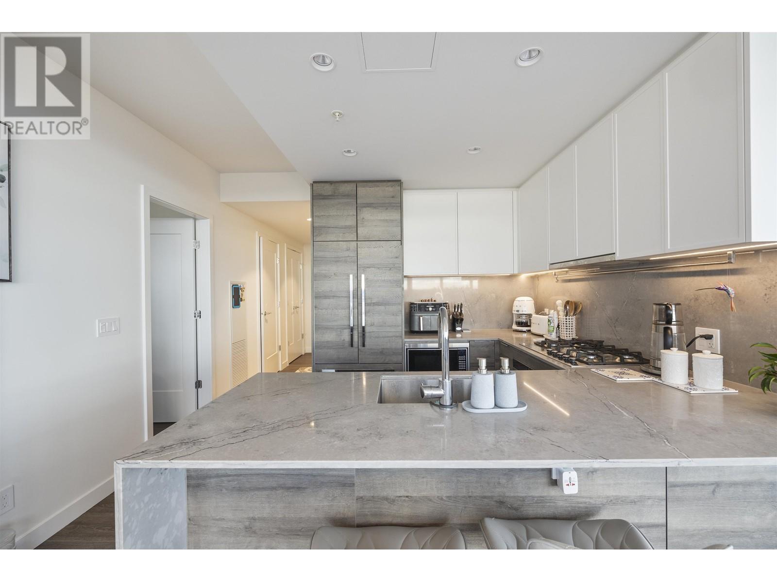 1604 1045 Austin Avenue, Coquitlam, British Columbia  V3K 0G9 - Photo 9 - R2974178
