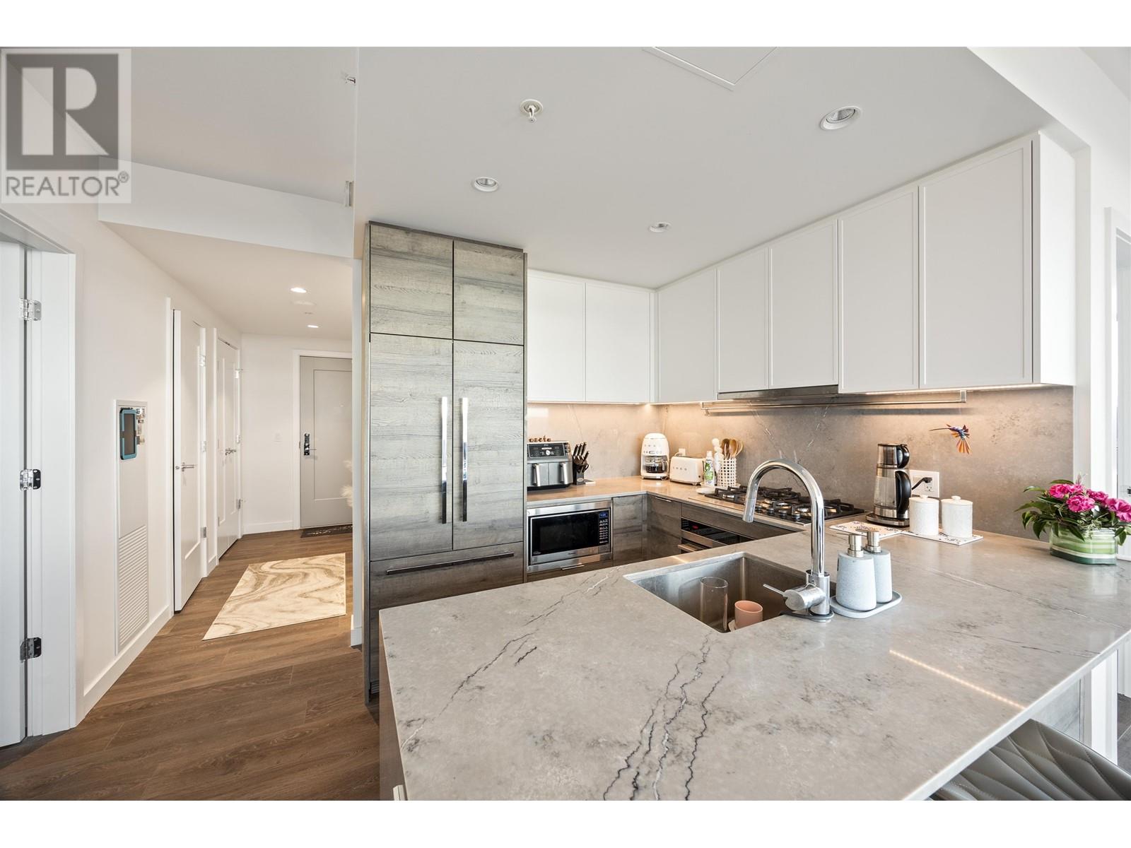 1604 1045 Austin Avenue, Coquitlam, British Columbia  V3K 0G9 - Photo 8 - R2974178
