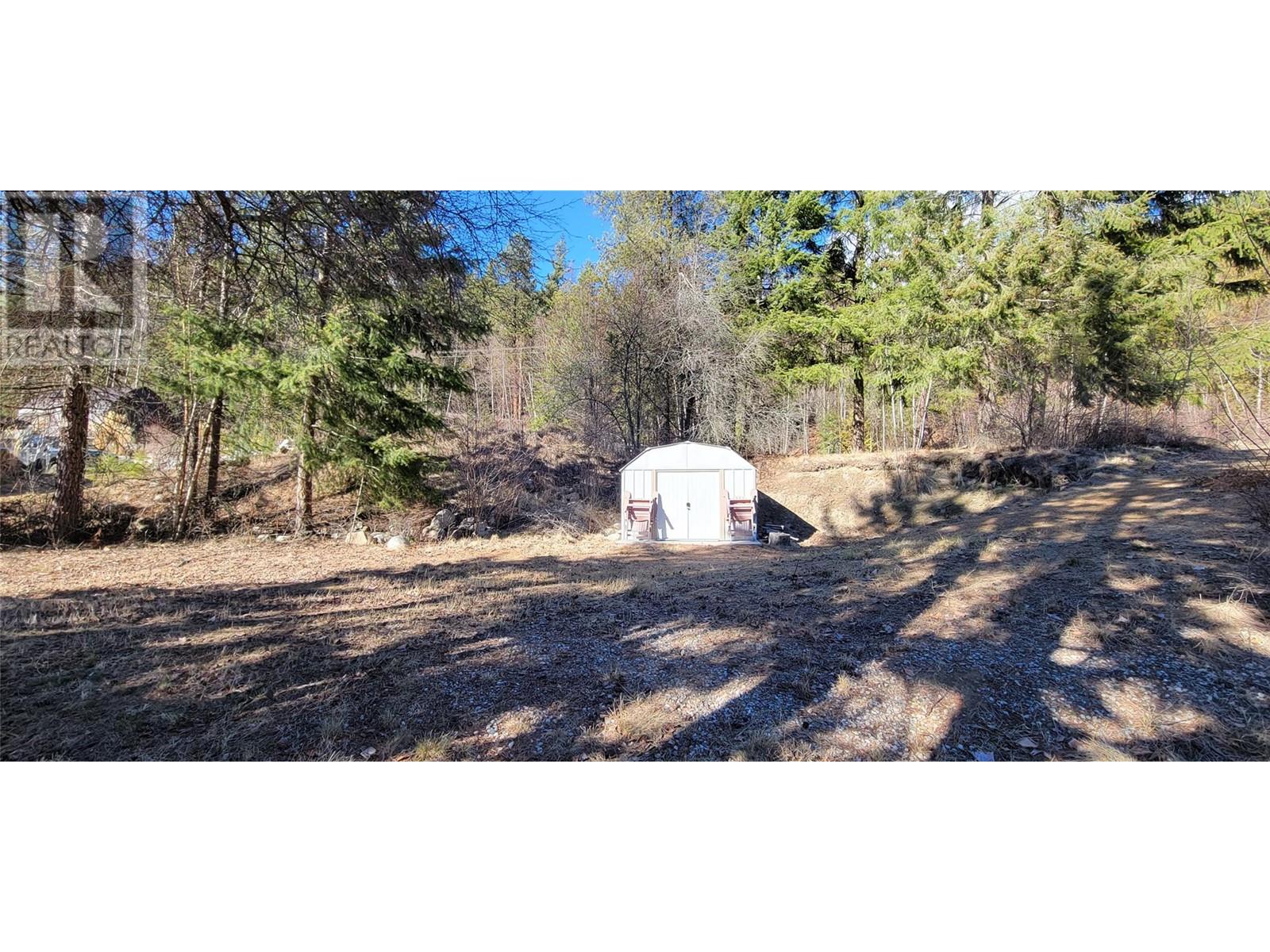 5378 Broadwater Road, Castlegar, British Columbia  V2N 4V8 - Photo 8 - 10338071