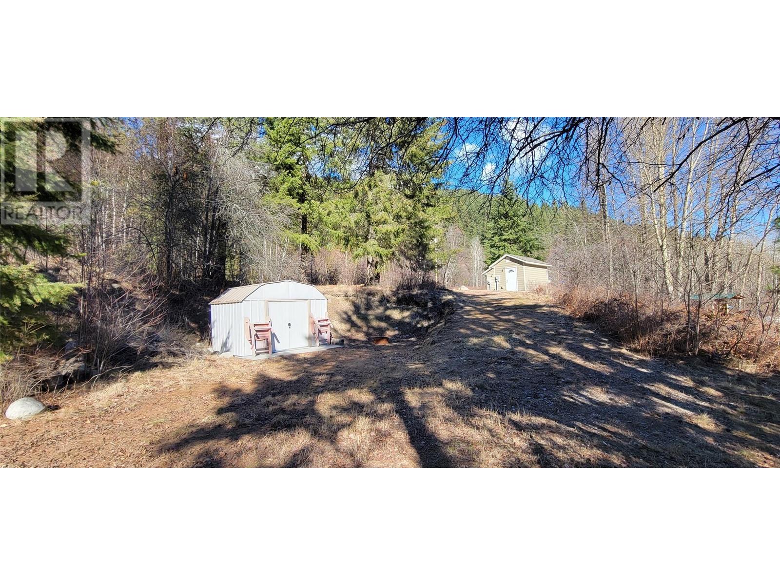 5378 Broadwater Road, Castlegar, British Columbia  V2N 4V8 - Photo 6 - 10338071