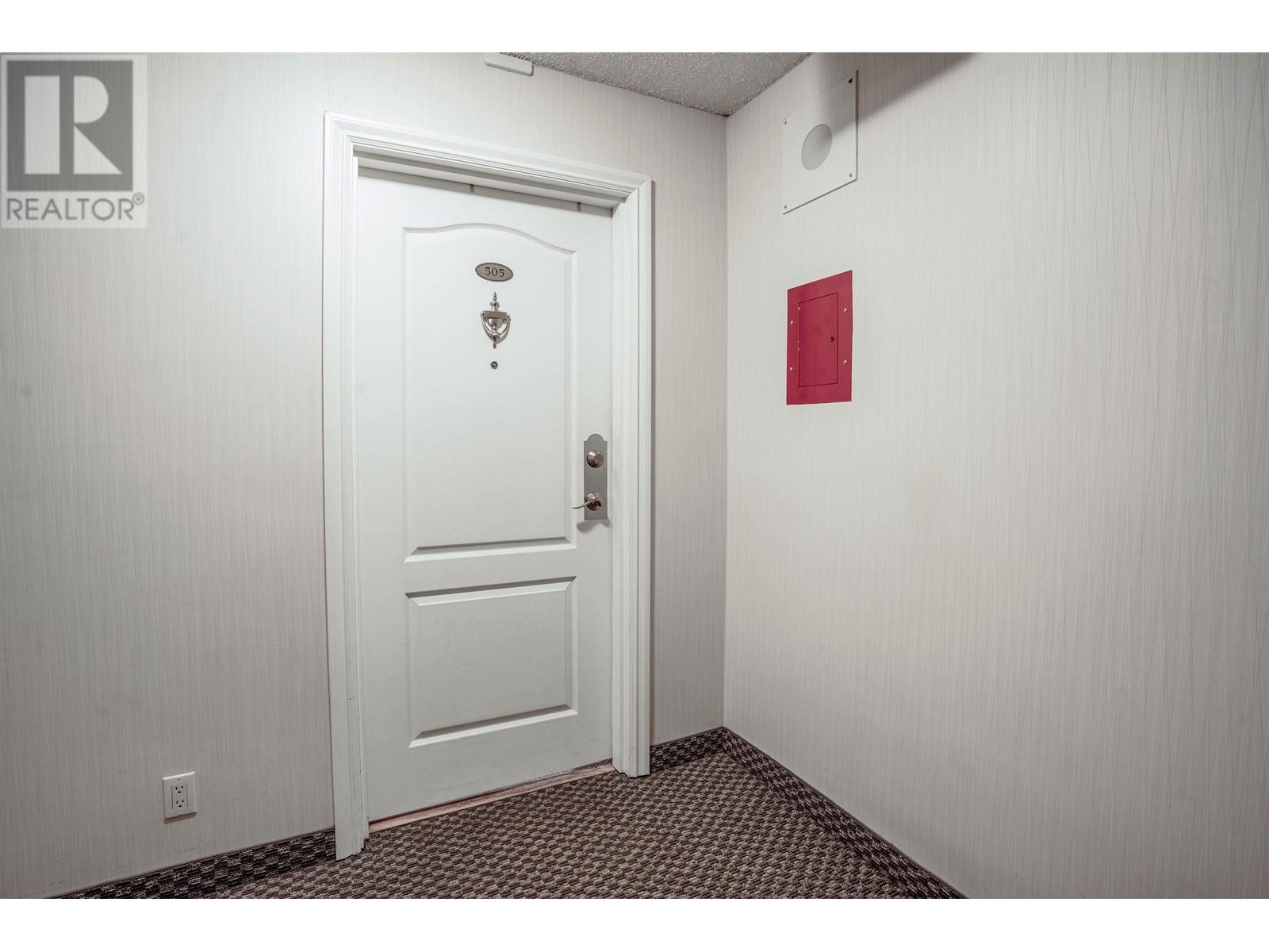 505 2012 Fullerton Avenue, North Vancouver, British Columbia  V7P 3E3 - Photo 21 - R2975122