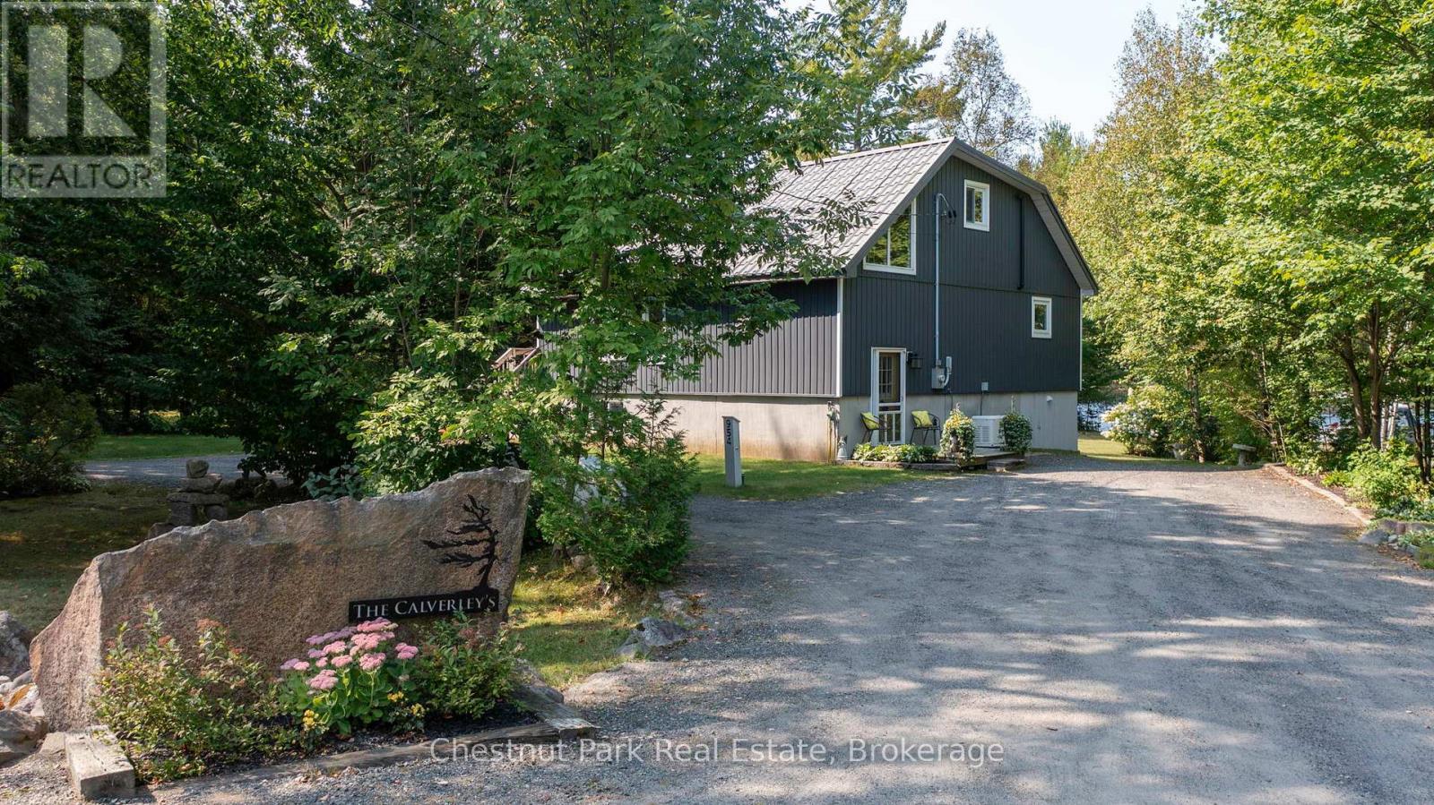 954 Dickie Lake Road, Lake Of Bays, Ontario  P0B 1A0 - Photo 2 - X12008165